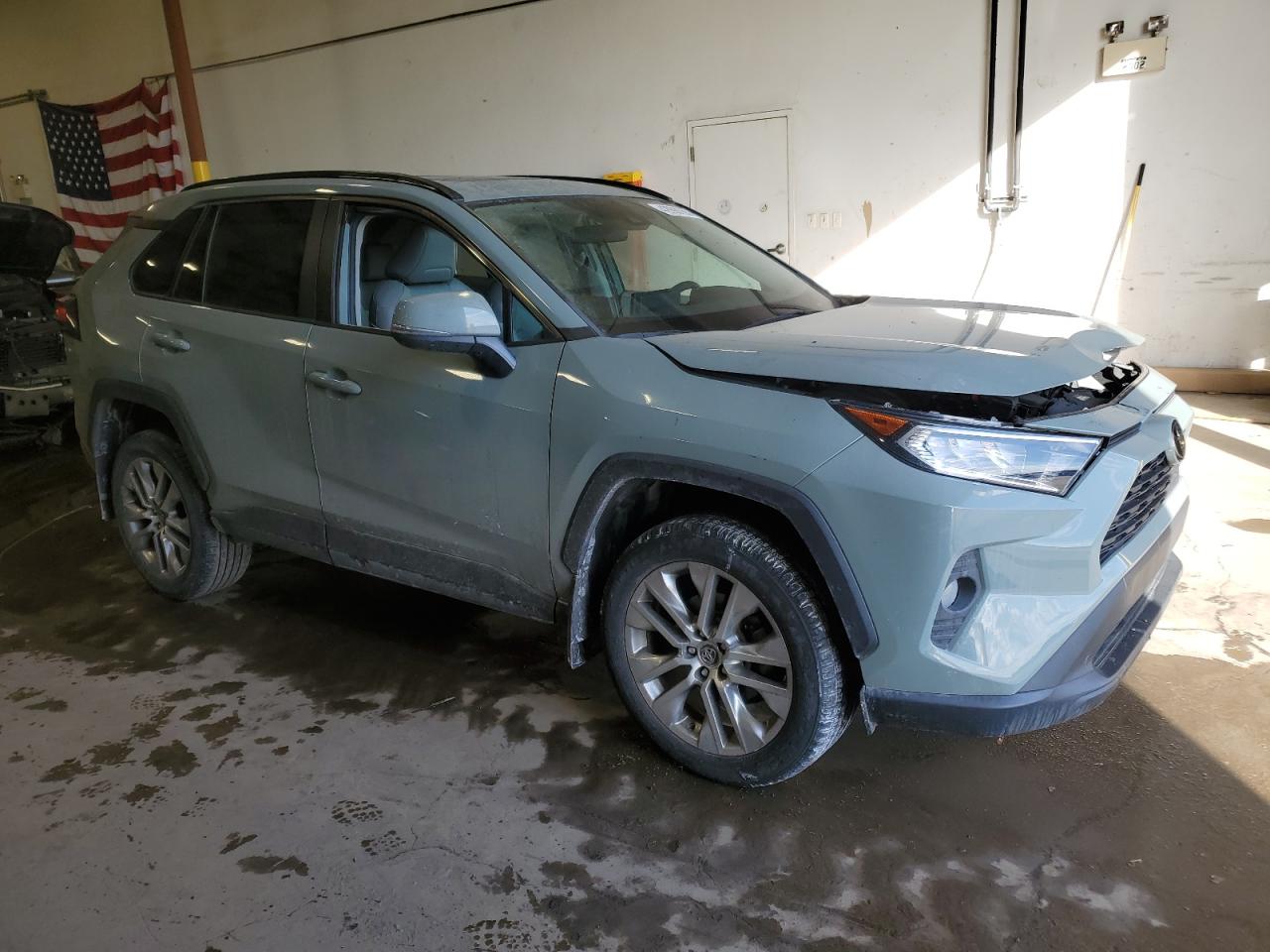 2020 Toyota RAV 4 - Image 4