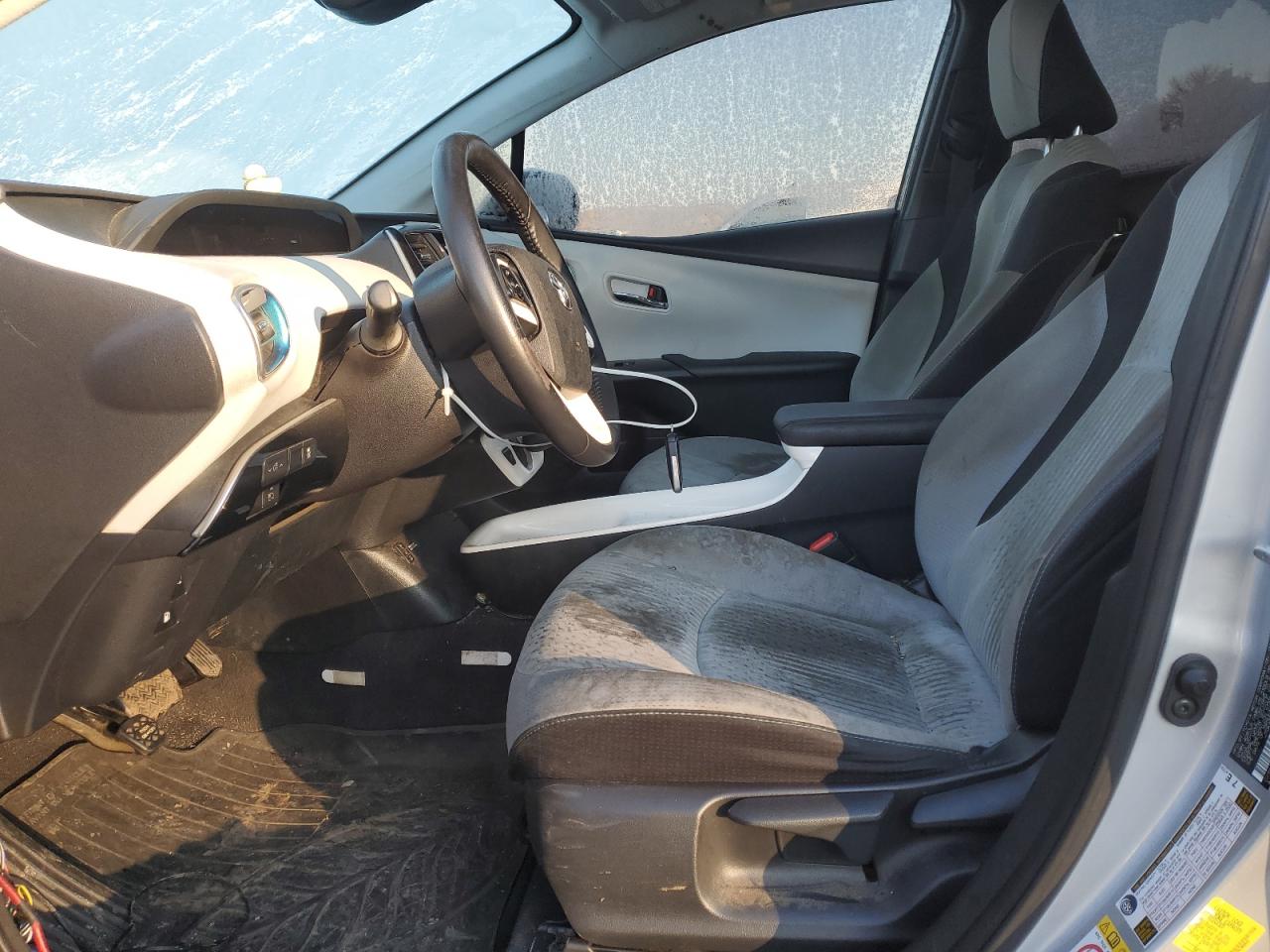 2018 Toyota Prius - Image 7