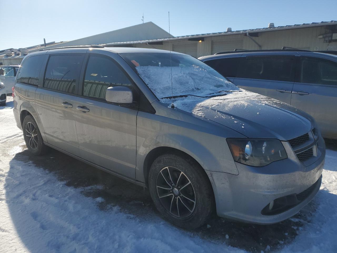 2019 Dodge Caravan - Image 4