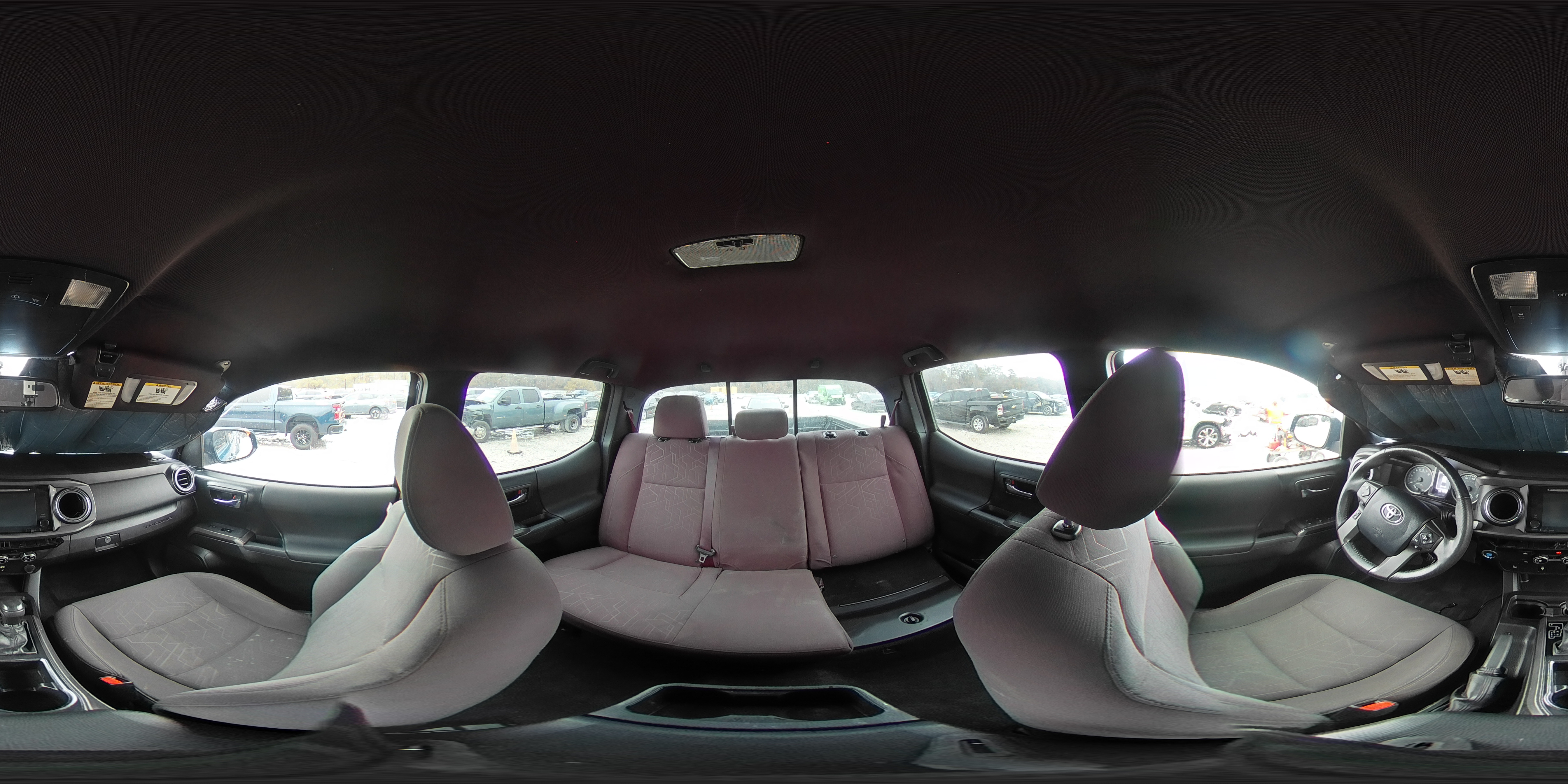 2017 Toyota Tacoma - Image 15