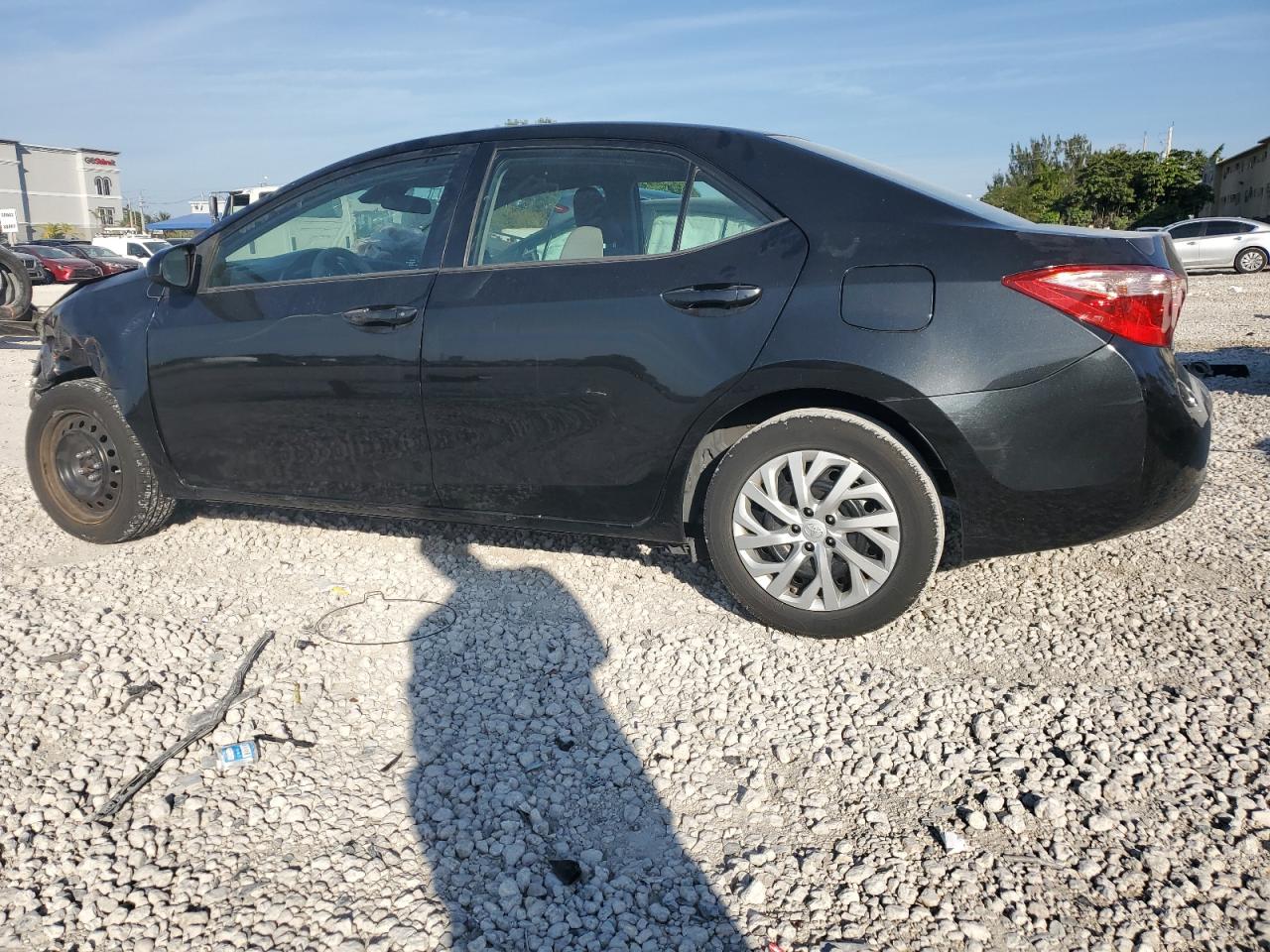 2018 Toyota Corolla - Image 2