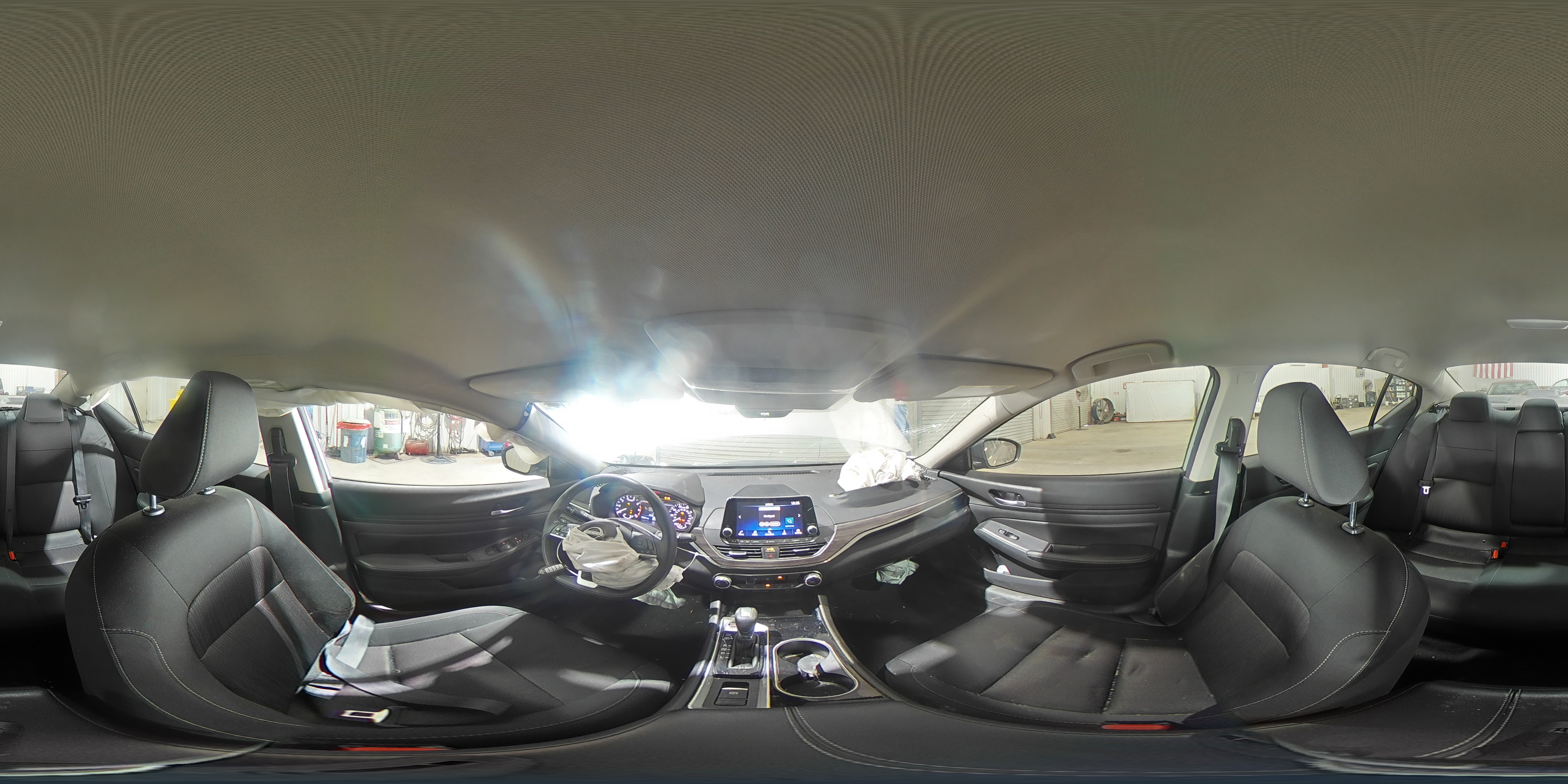 2024 Nissan Altima - Image 12