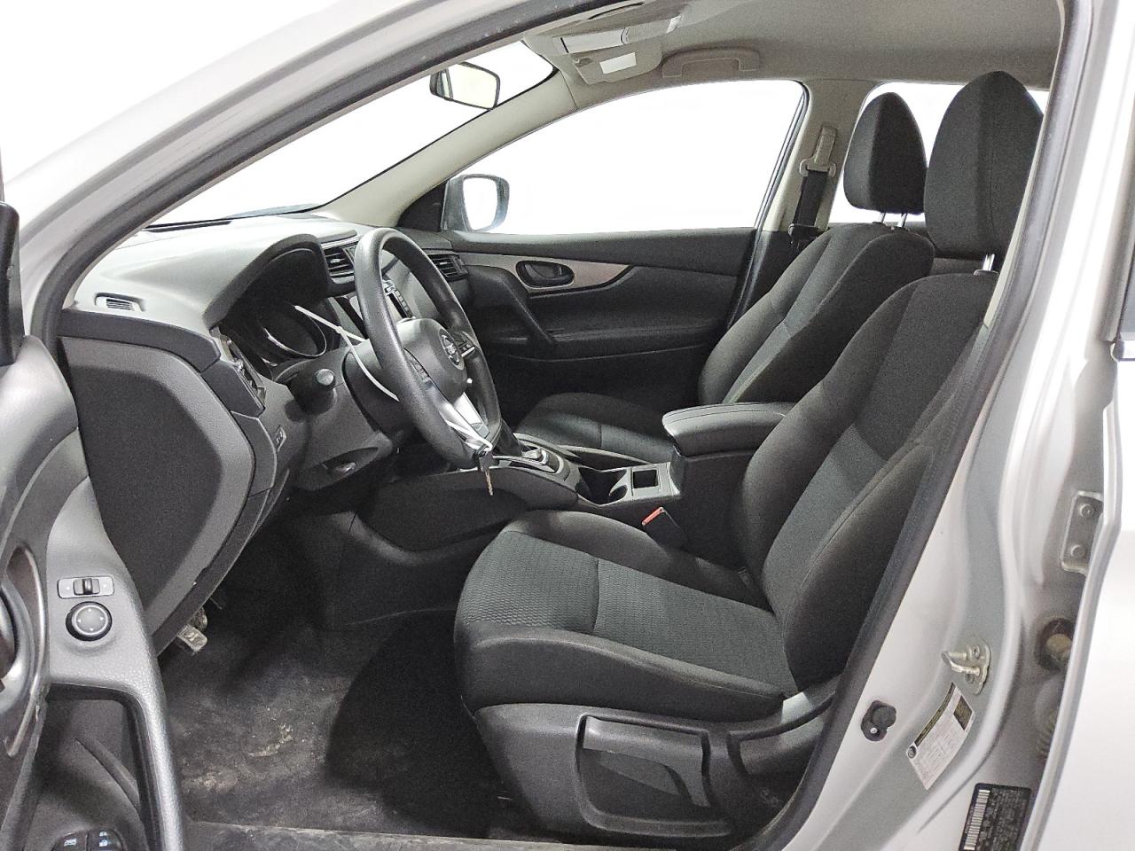 2019 Nissan Rogue - Image 7
