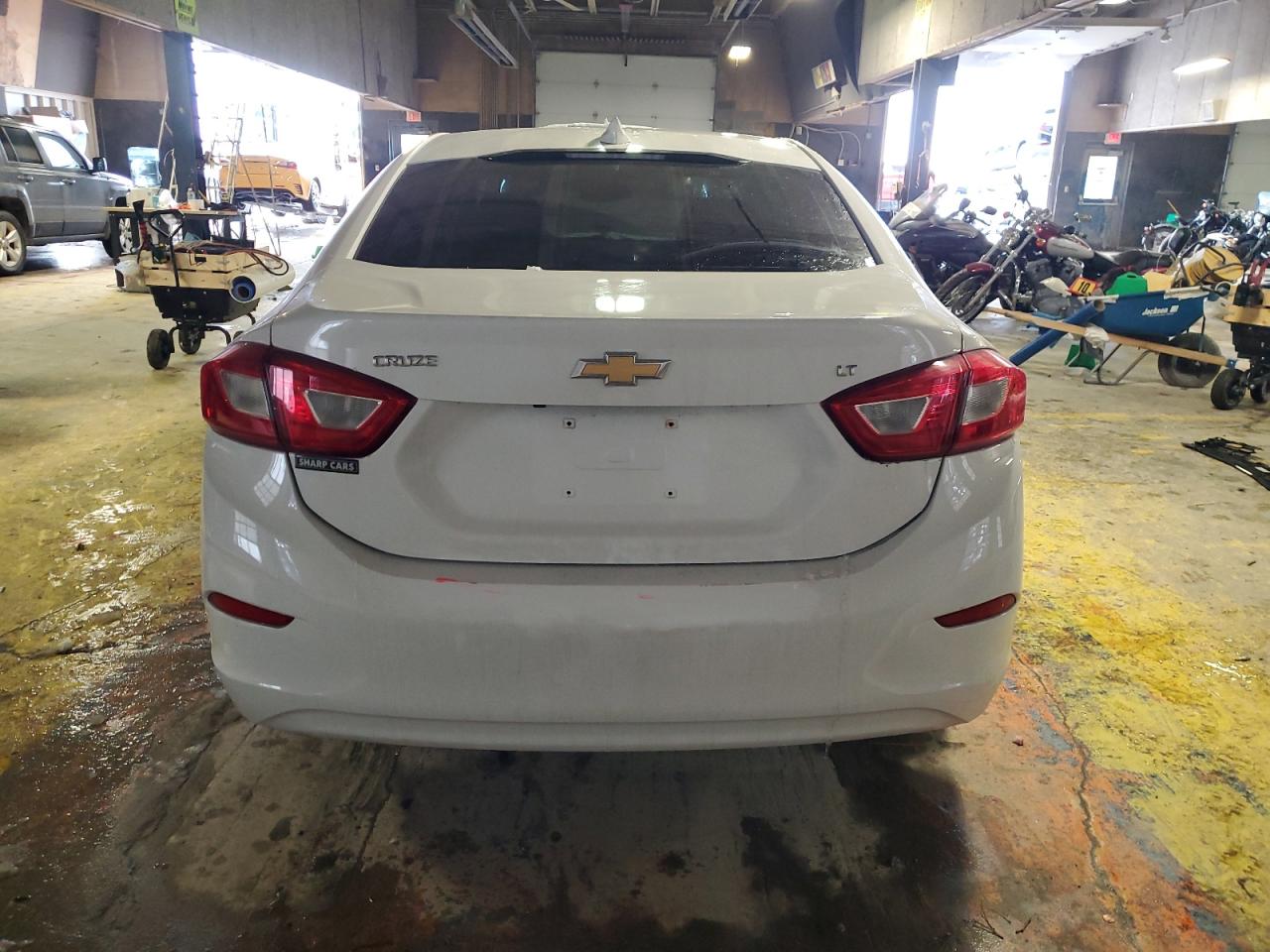 2018 Chevrolet Cruze - Image 6