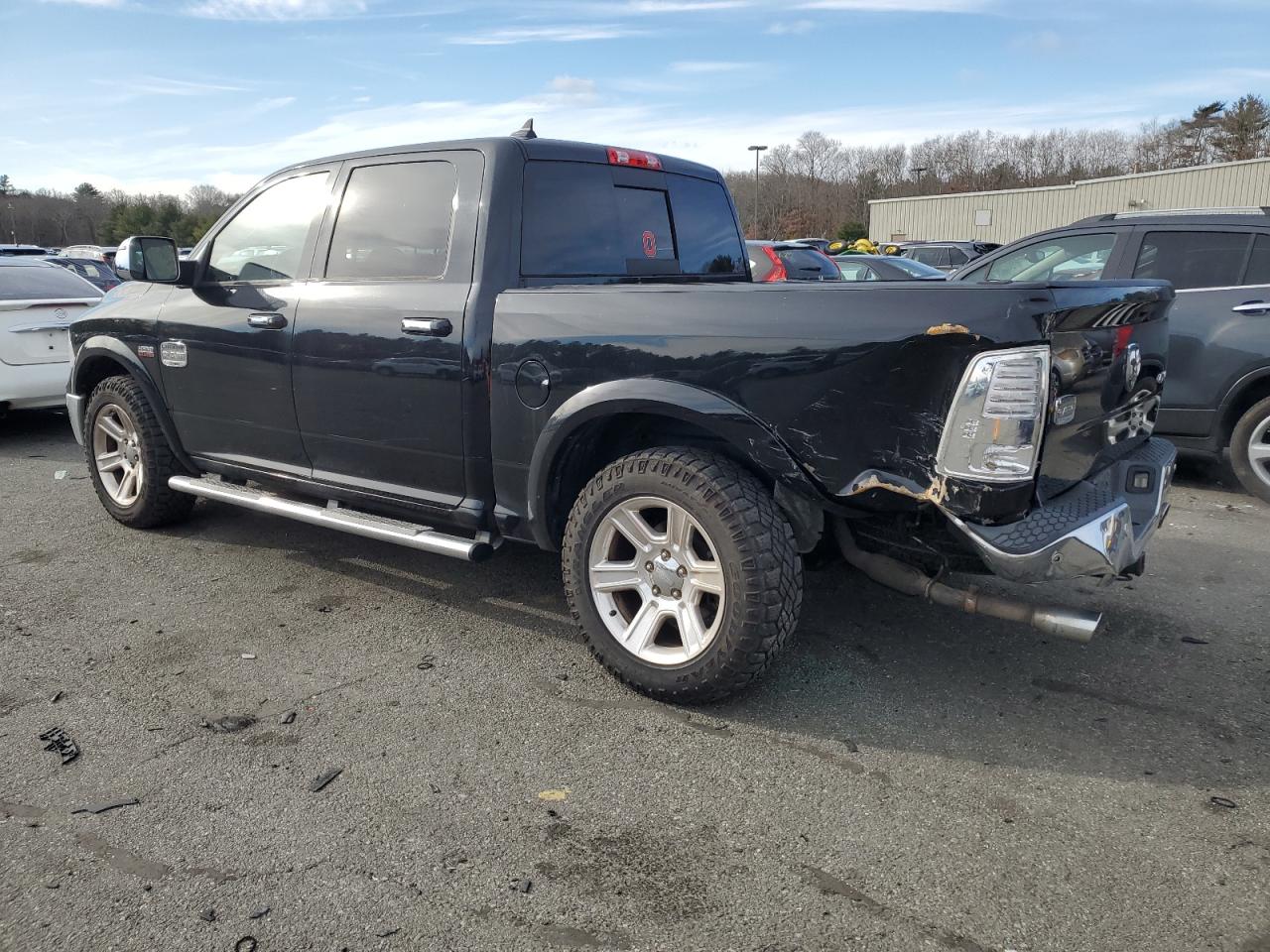 2014 RAM 1500 - Image 2