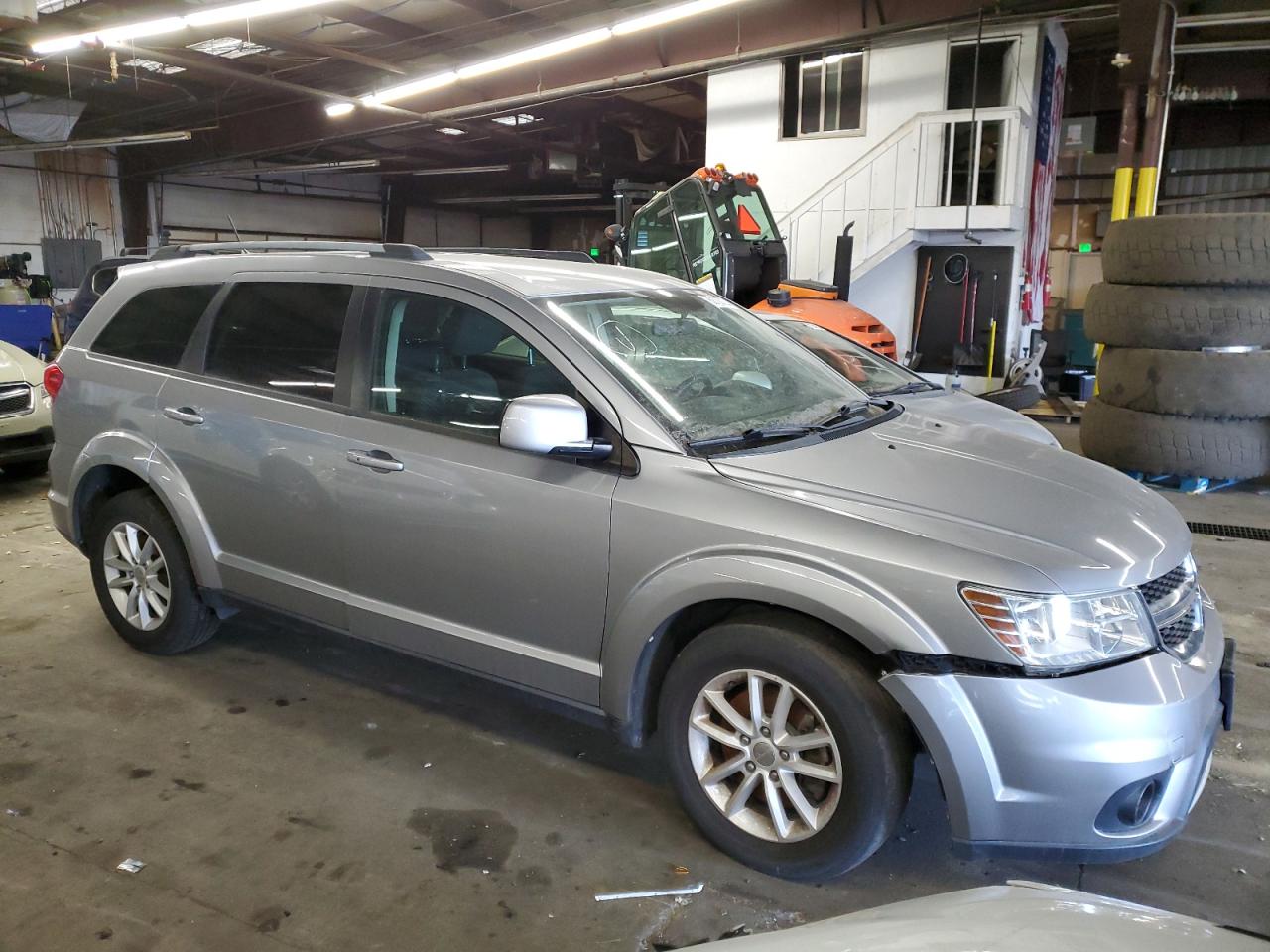 VIN 3C4PDDBG9HT608439 2017 DODGE JOURNEY no.4