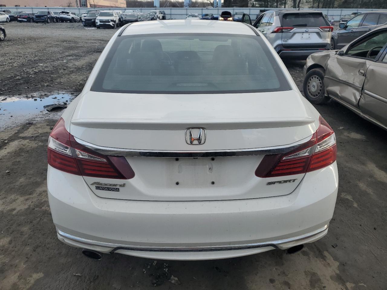 2017 Honda Accord - Image 6