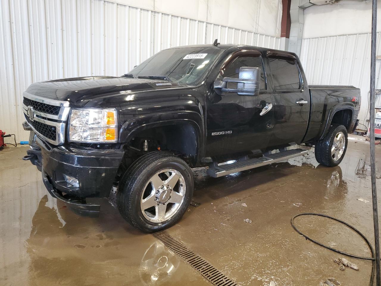 2011 Chevrolet Silverado - Image 1