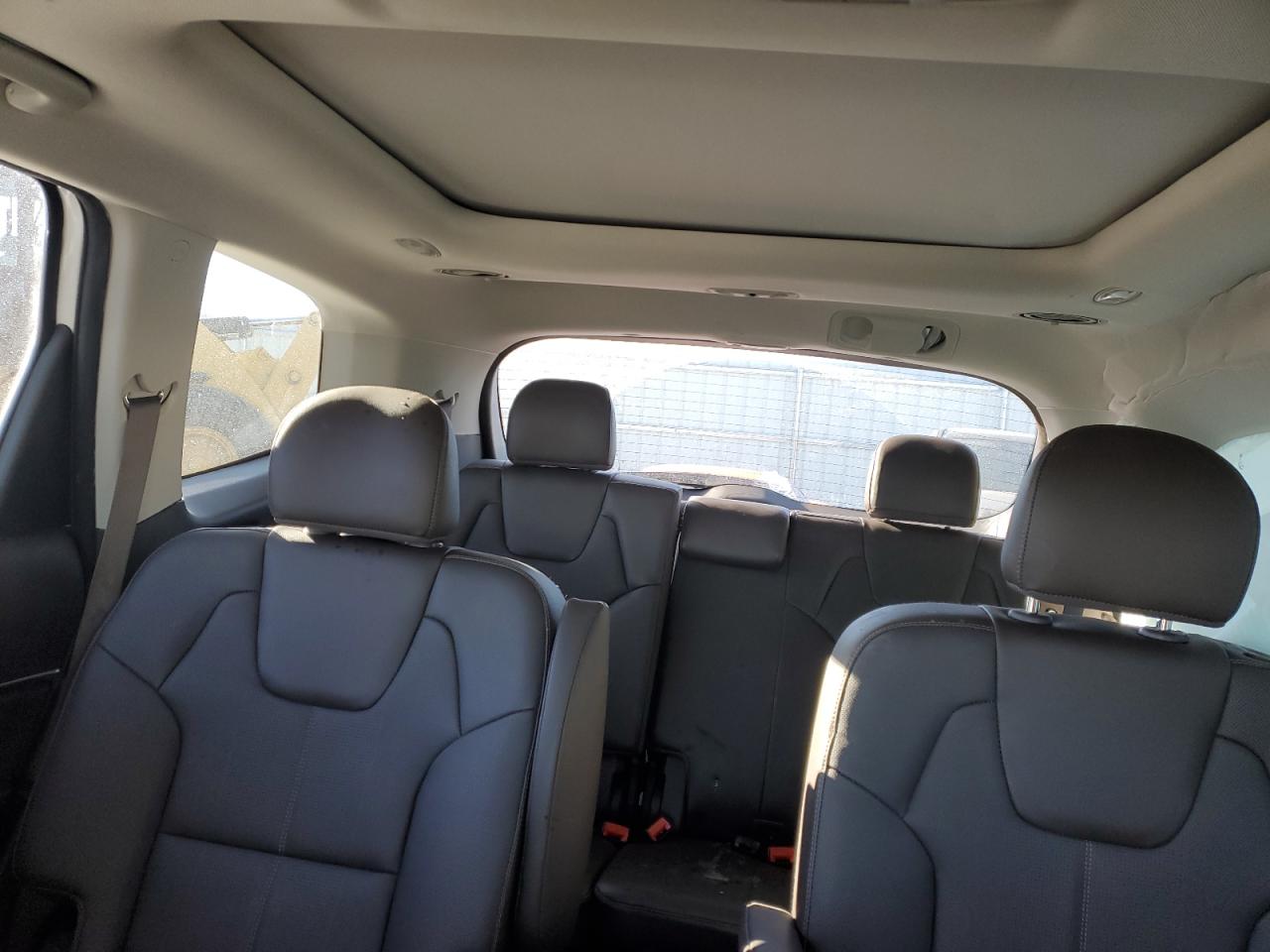 2022 Kia Telluride - Image 10