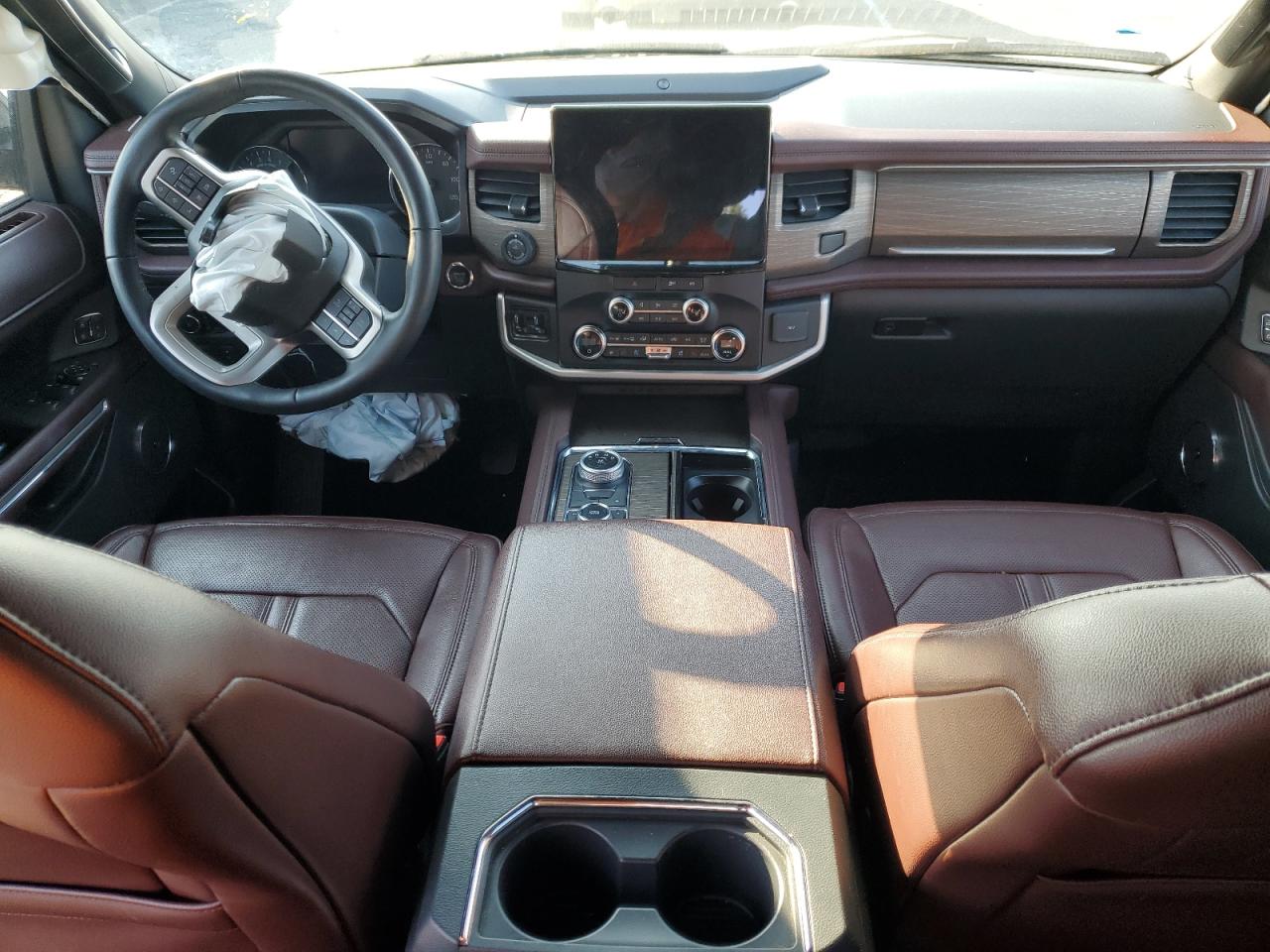 2023 Ford Expedition - Image 8