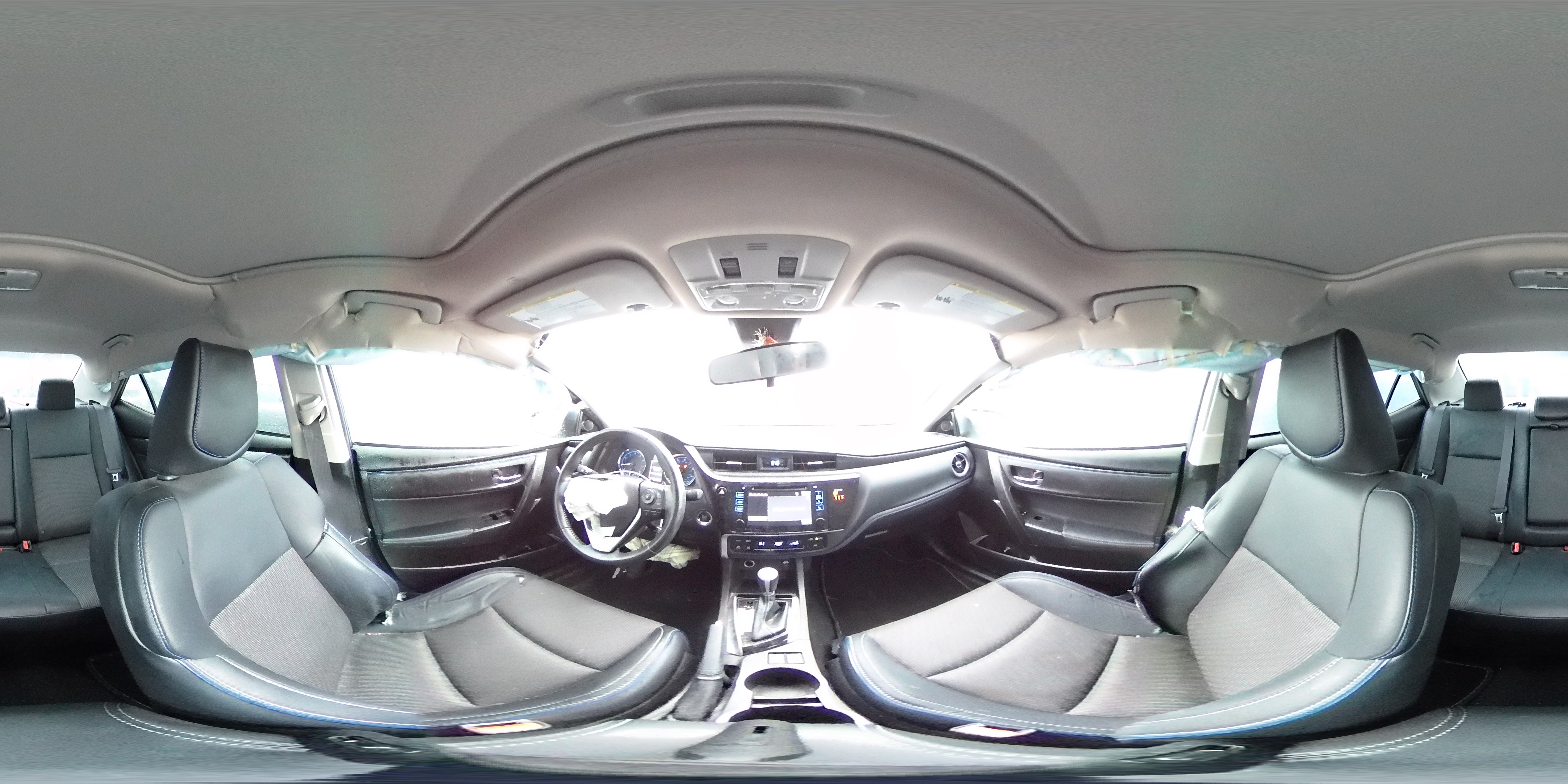 2018 Toyota Corolla - Image 14