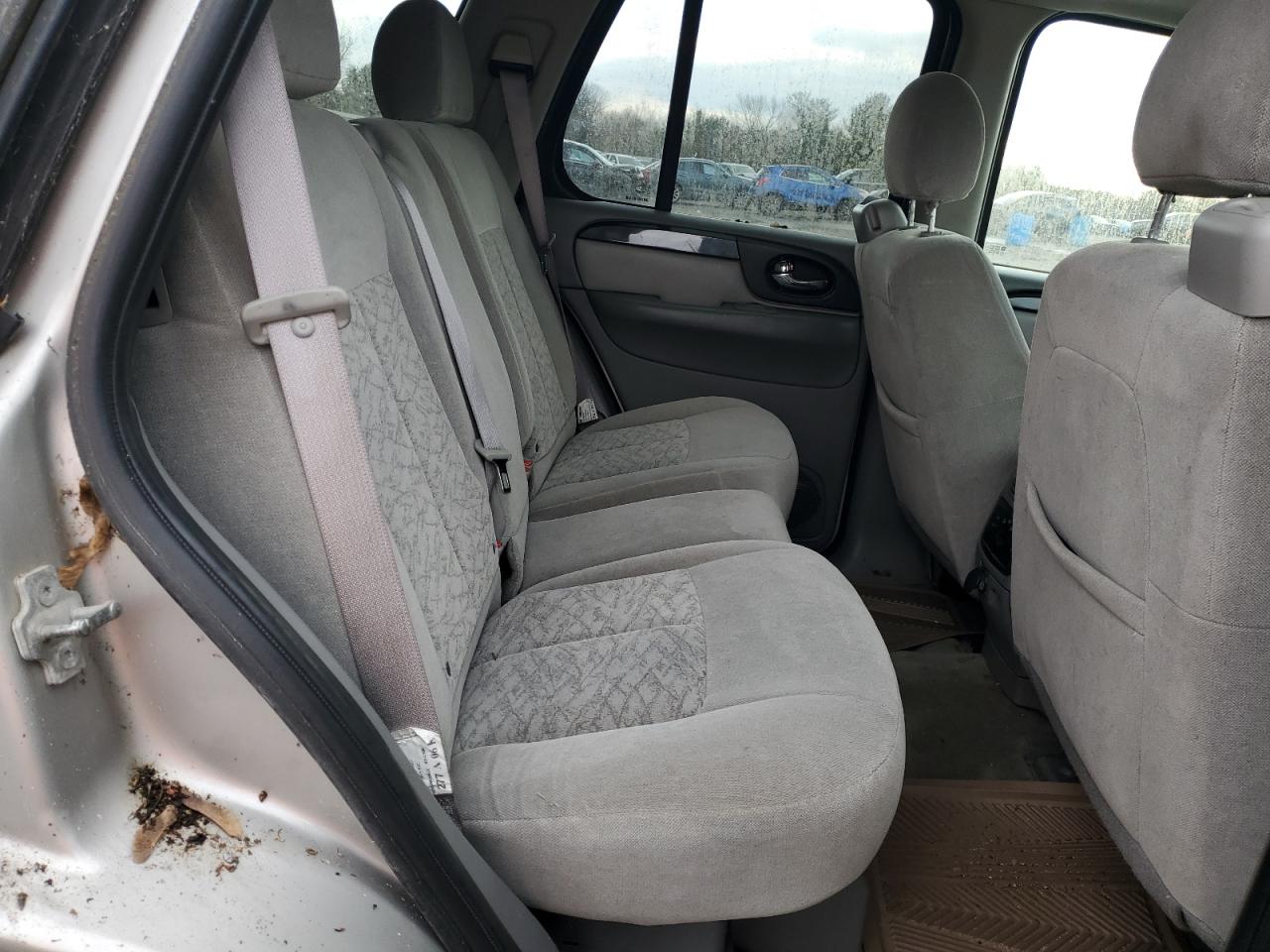 2007 GMC Envoy - Image 11