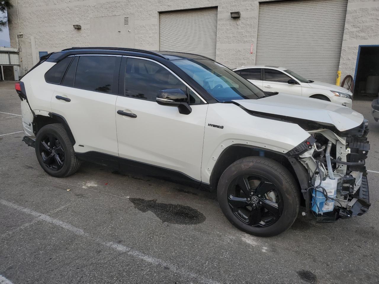 2021 Toyota RAV 4 - Image 4
