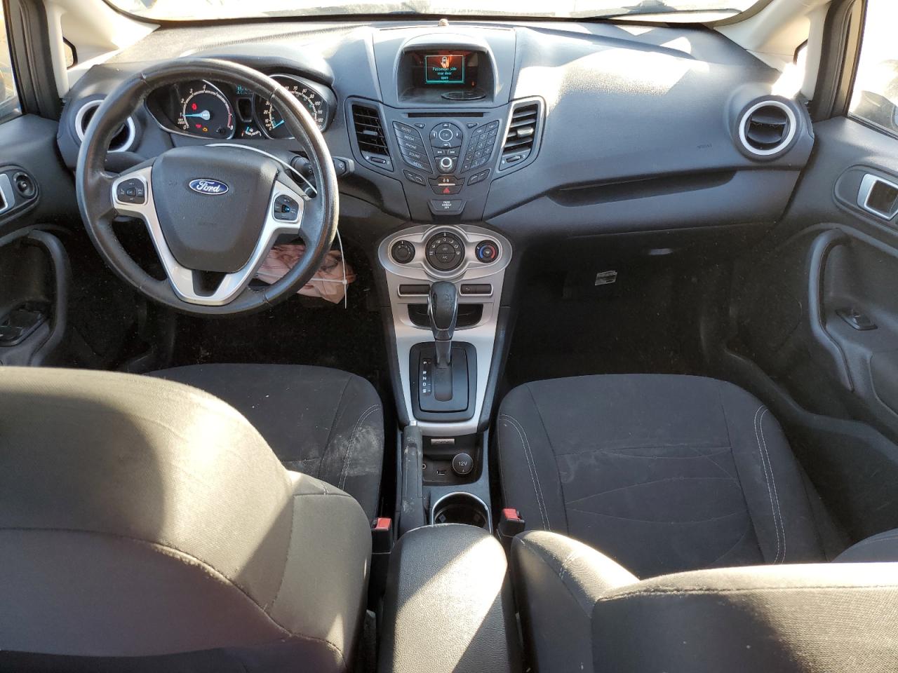 2016 Ford Fiesta - Image 8