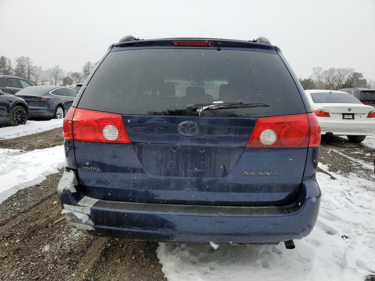 2006 Toyota Sienna - Image 6