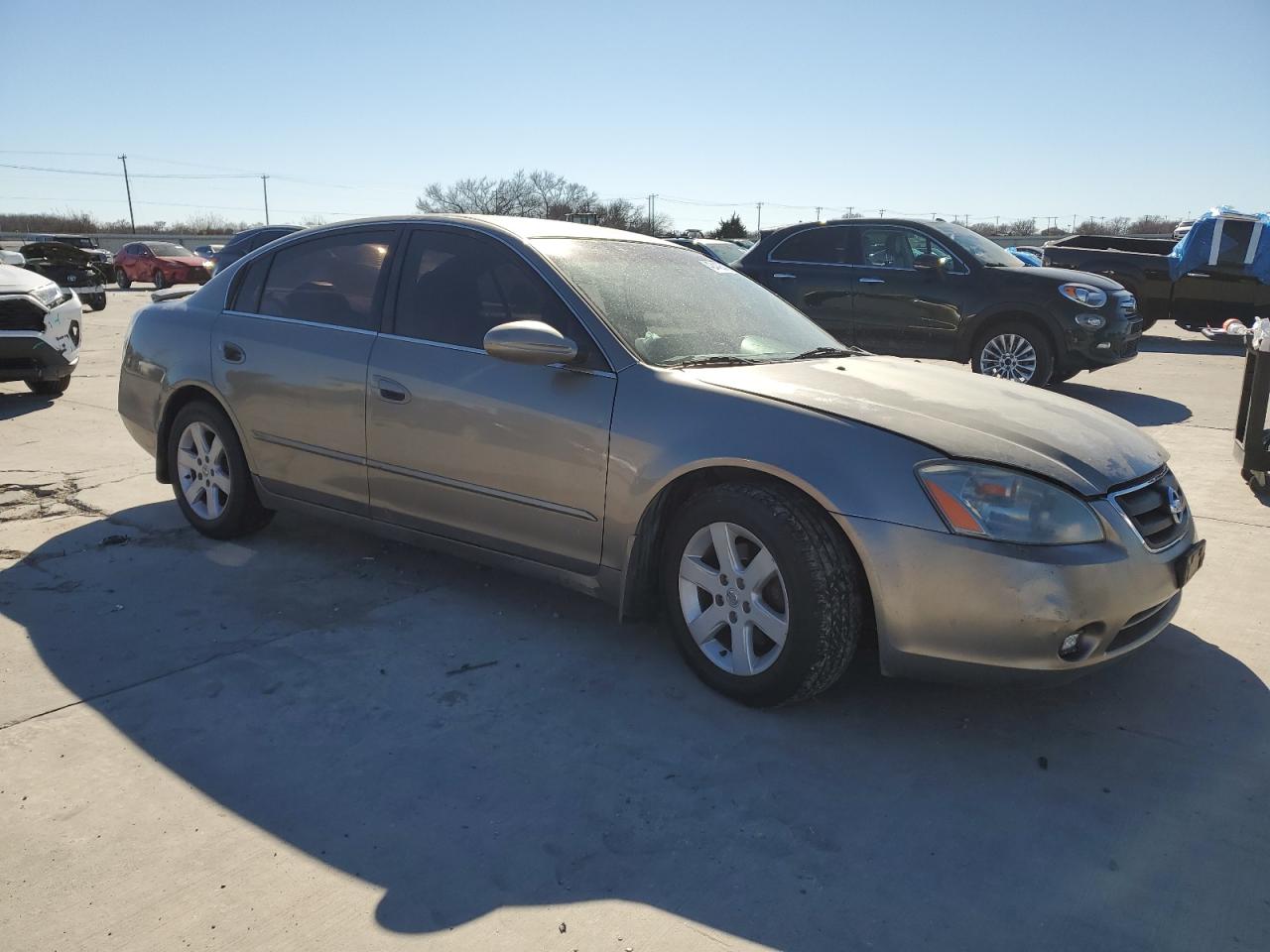 2002 Nissan Altima - Image 4