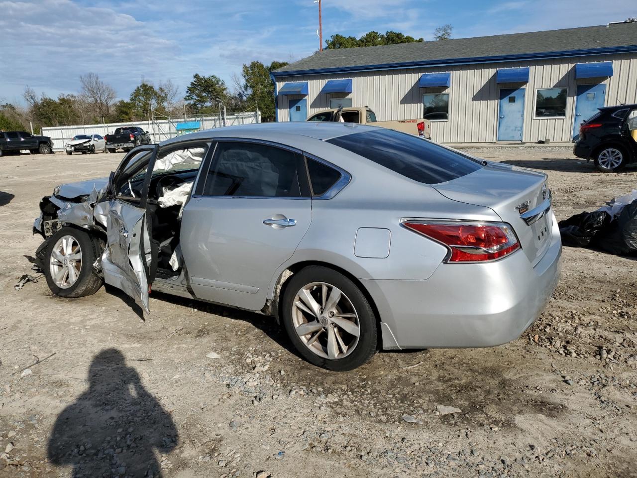 2014 Nissan Altima - Image 2
