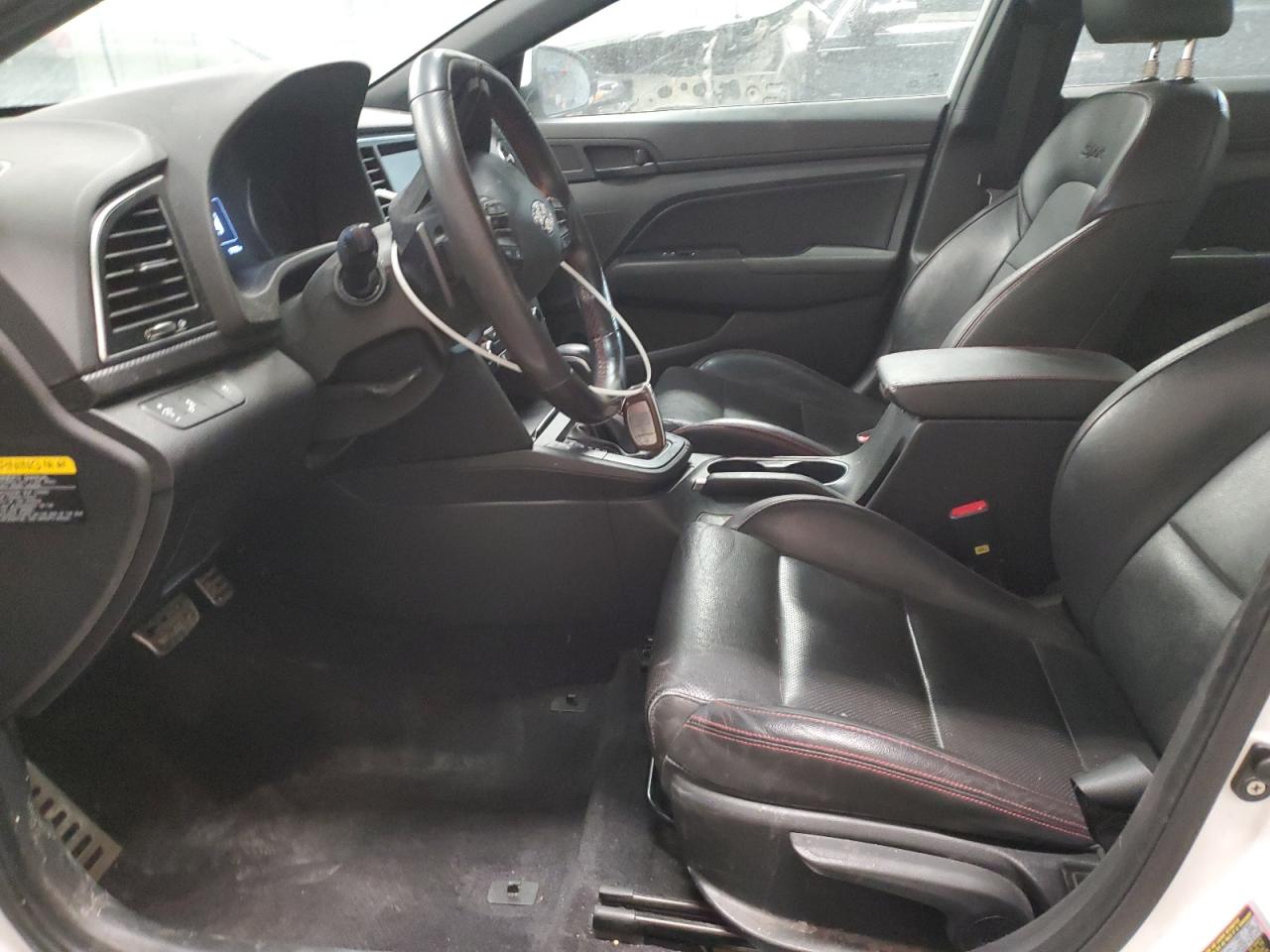 2017 Hyundai Elantra - Image 7
