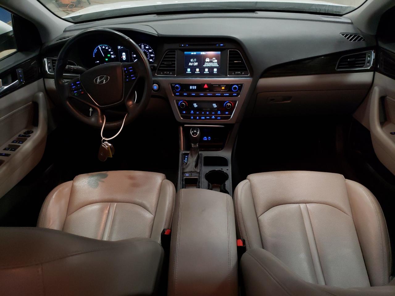 2017 Hyundai Sonata - Image 8