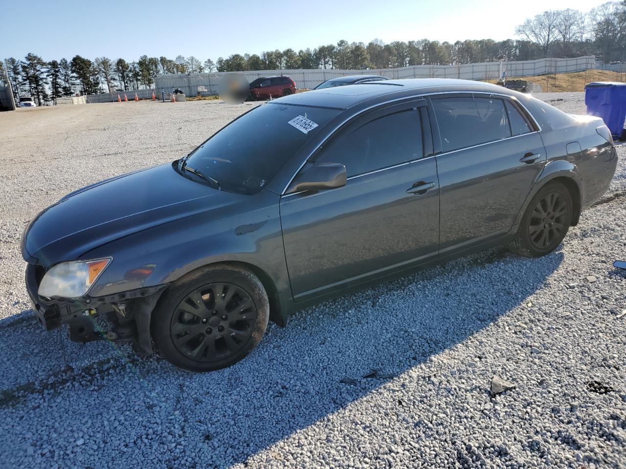 2008 Toyota Avalon - Image 1