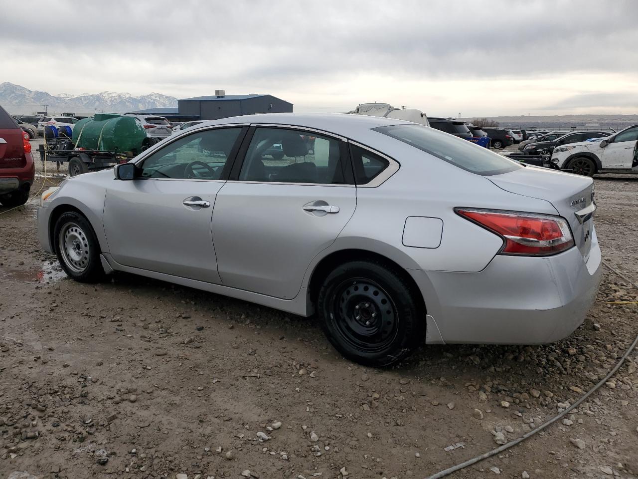 2015 Nissan Altima - Image 2