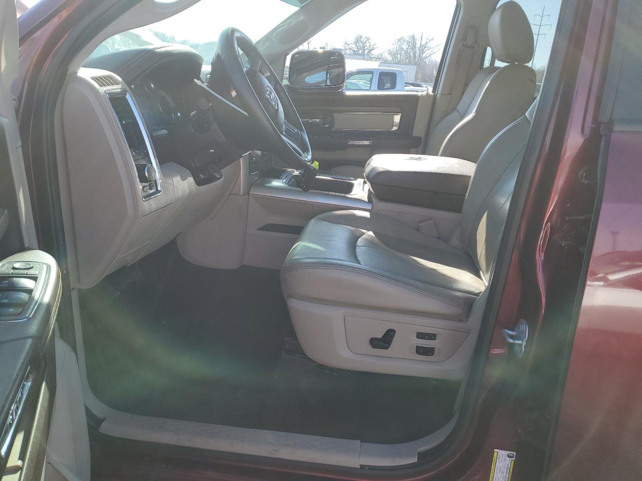 2018 Ram 1500 Laramie VIN: 1C6RR7NM9JS336194 Lot: 42415675