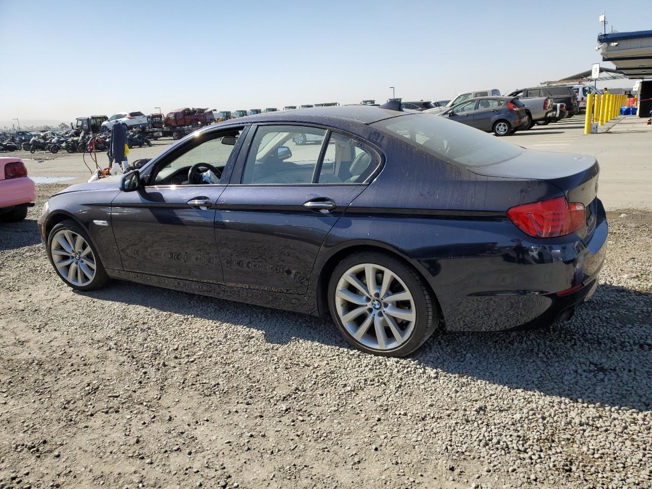 2011 BMW 5er - Image 2