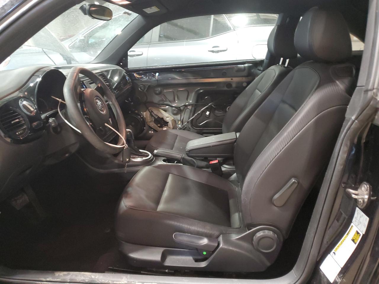 2016 Volkswagen Beetle - Image 7
