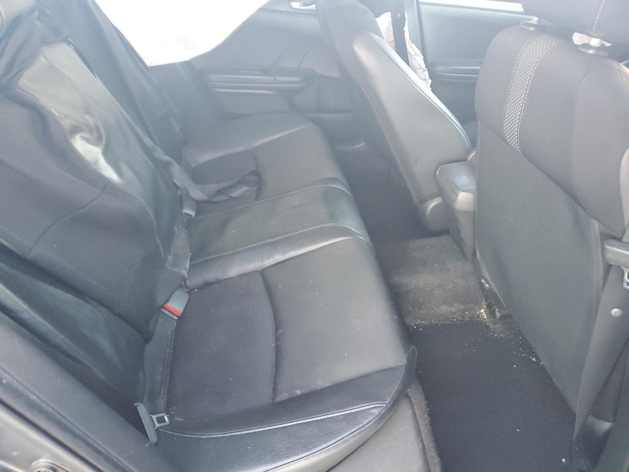 2019 Honda Civic - Image 11