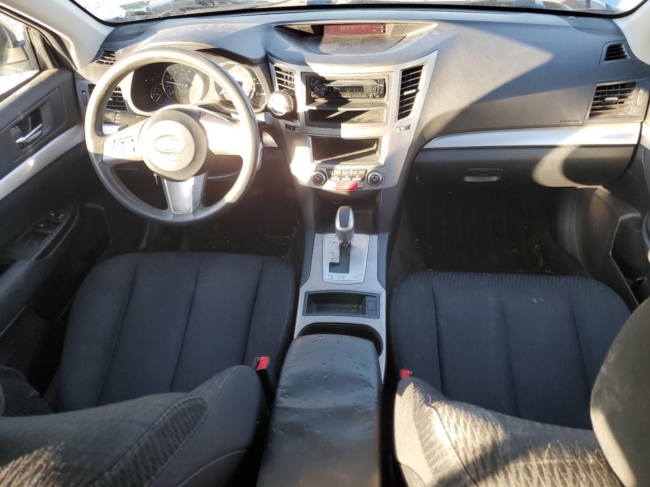 2011 Subaru Outback - Image 8