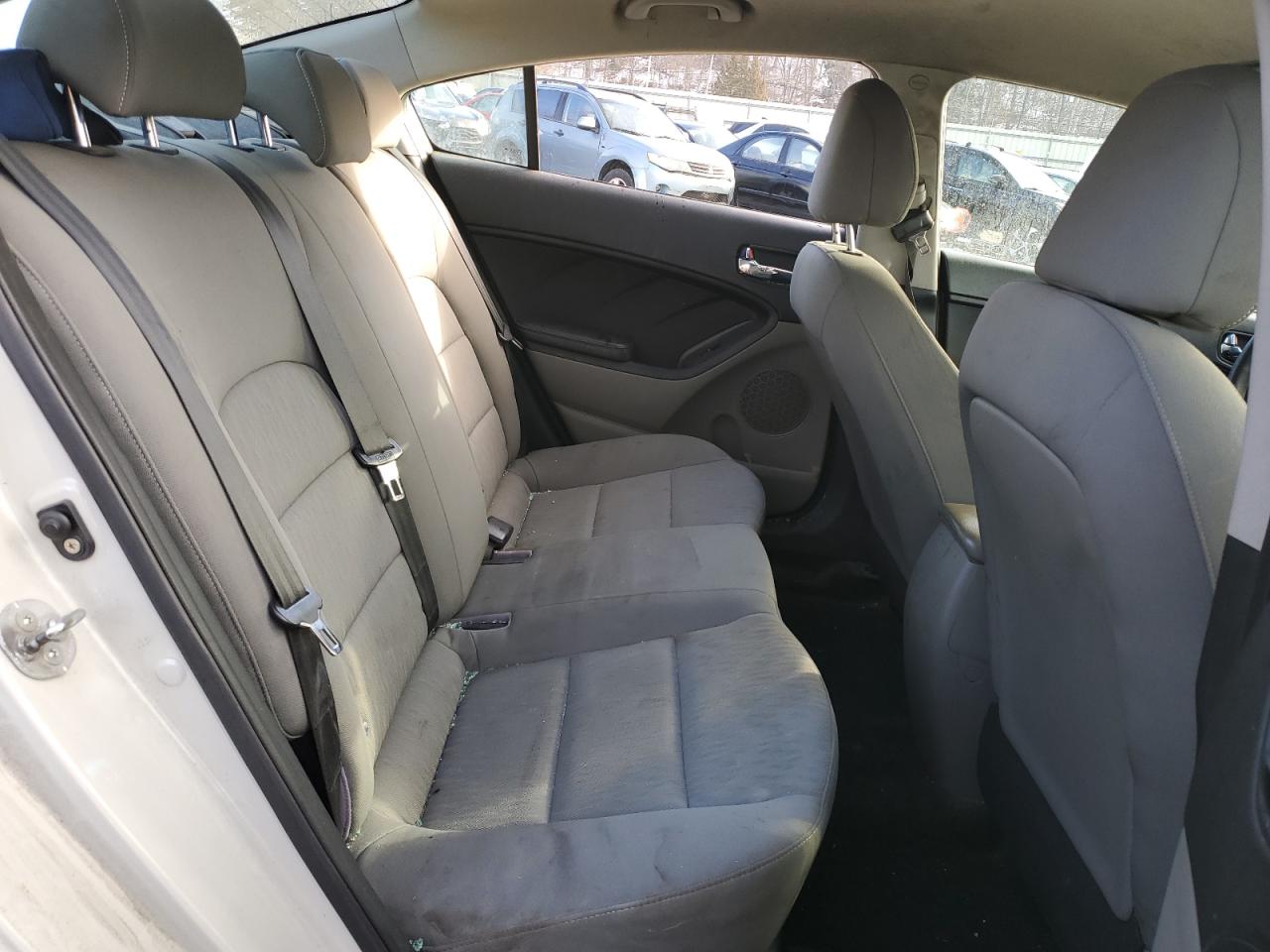 2014 Kia Forte - Image 10