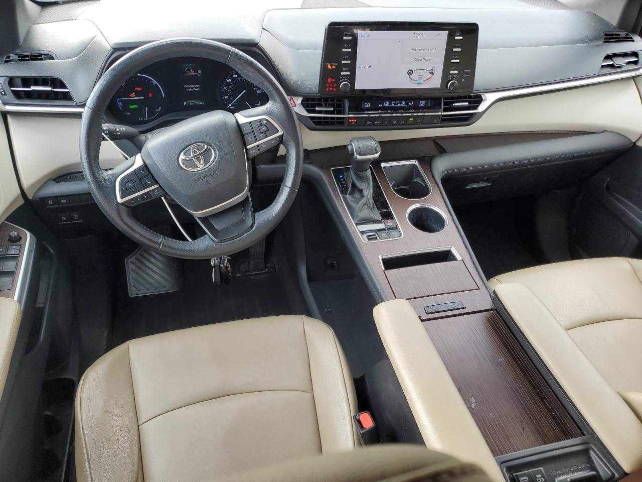 2021 Toyota Sienna - Image 8