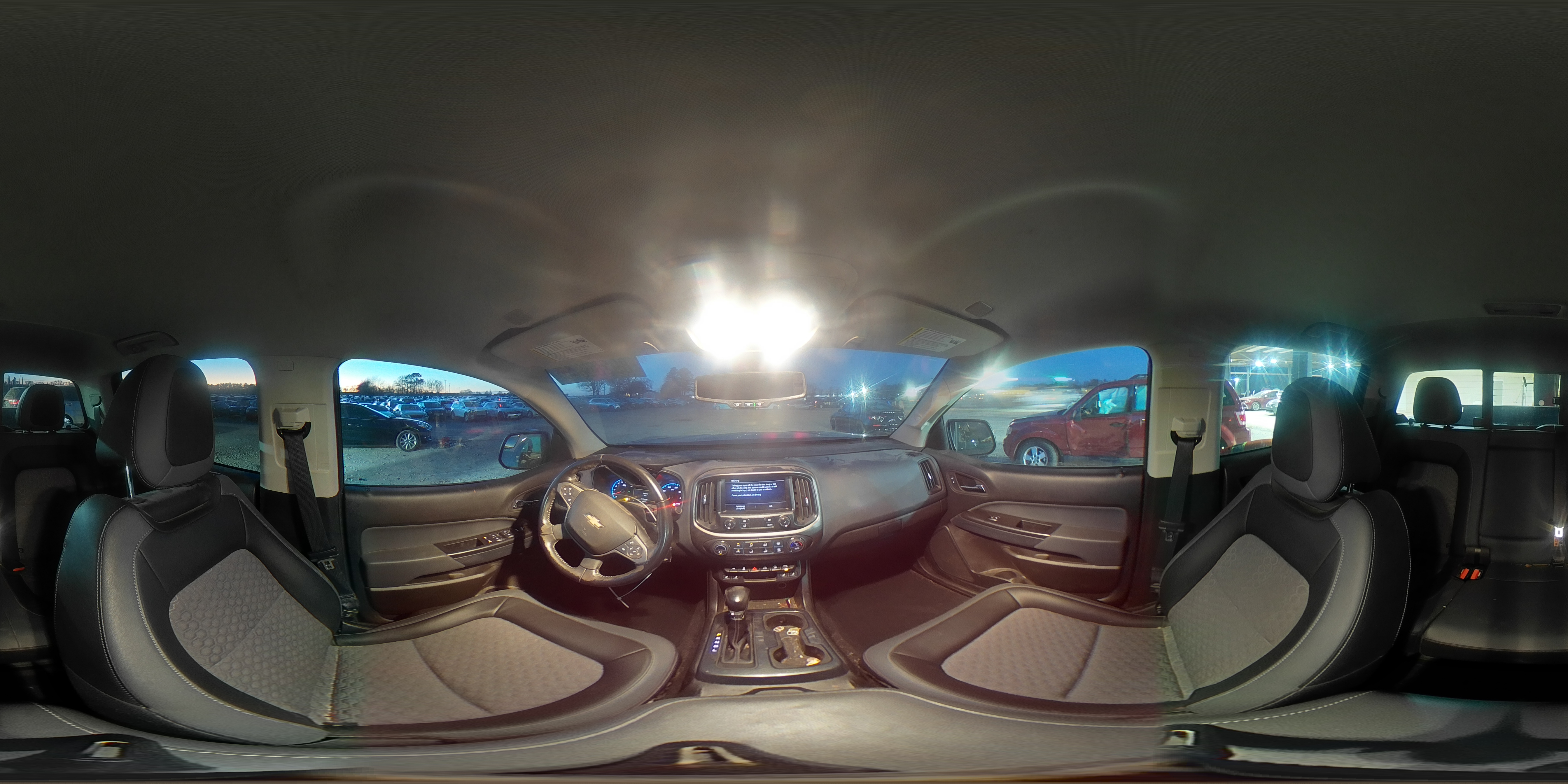 2022 Chevrolet Colorado - Image 15