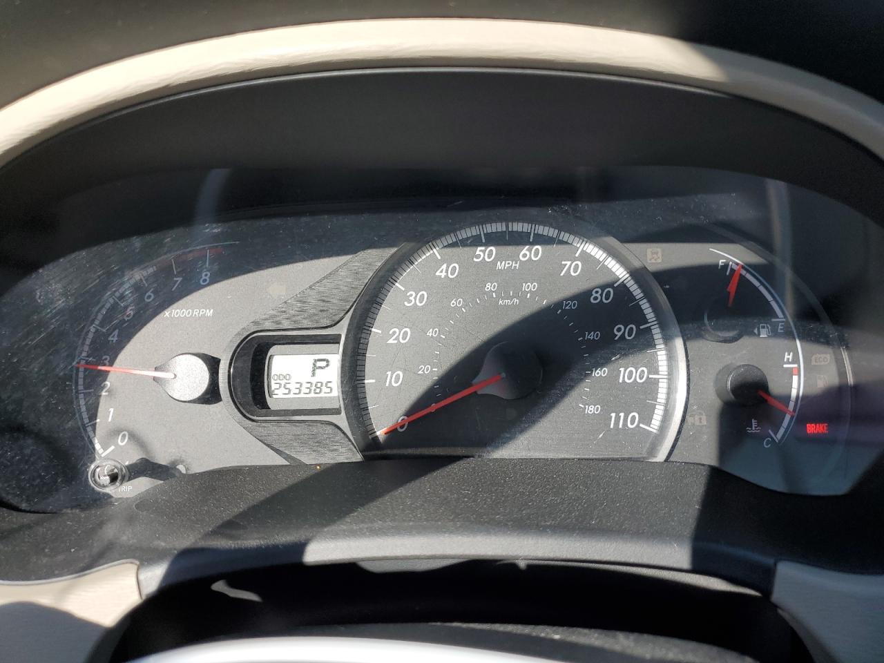 2011 Toyota Sienna - Image 9