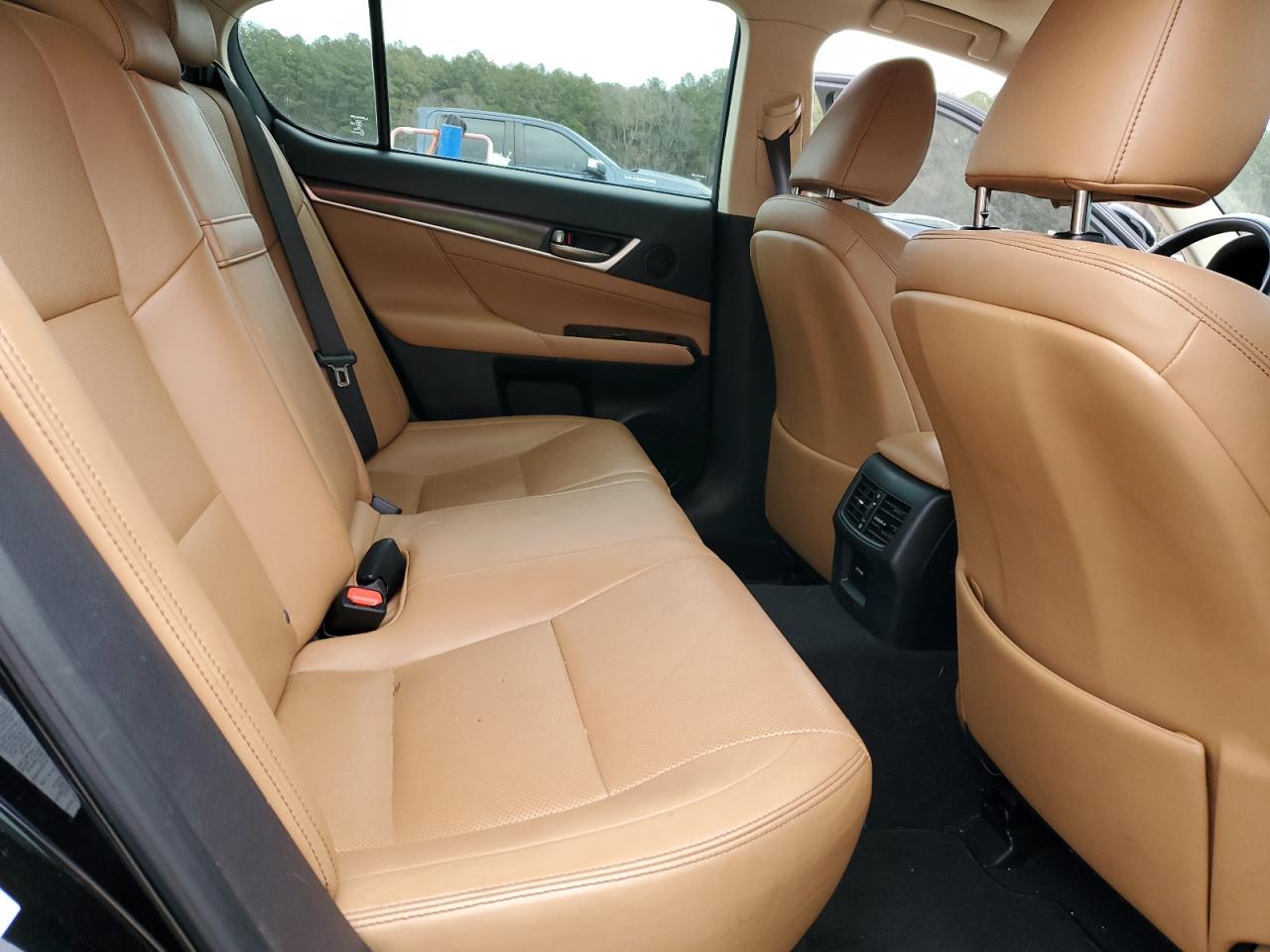 2014 Lexus GS - Image 10