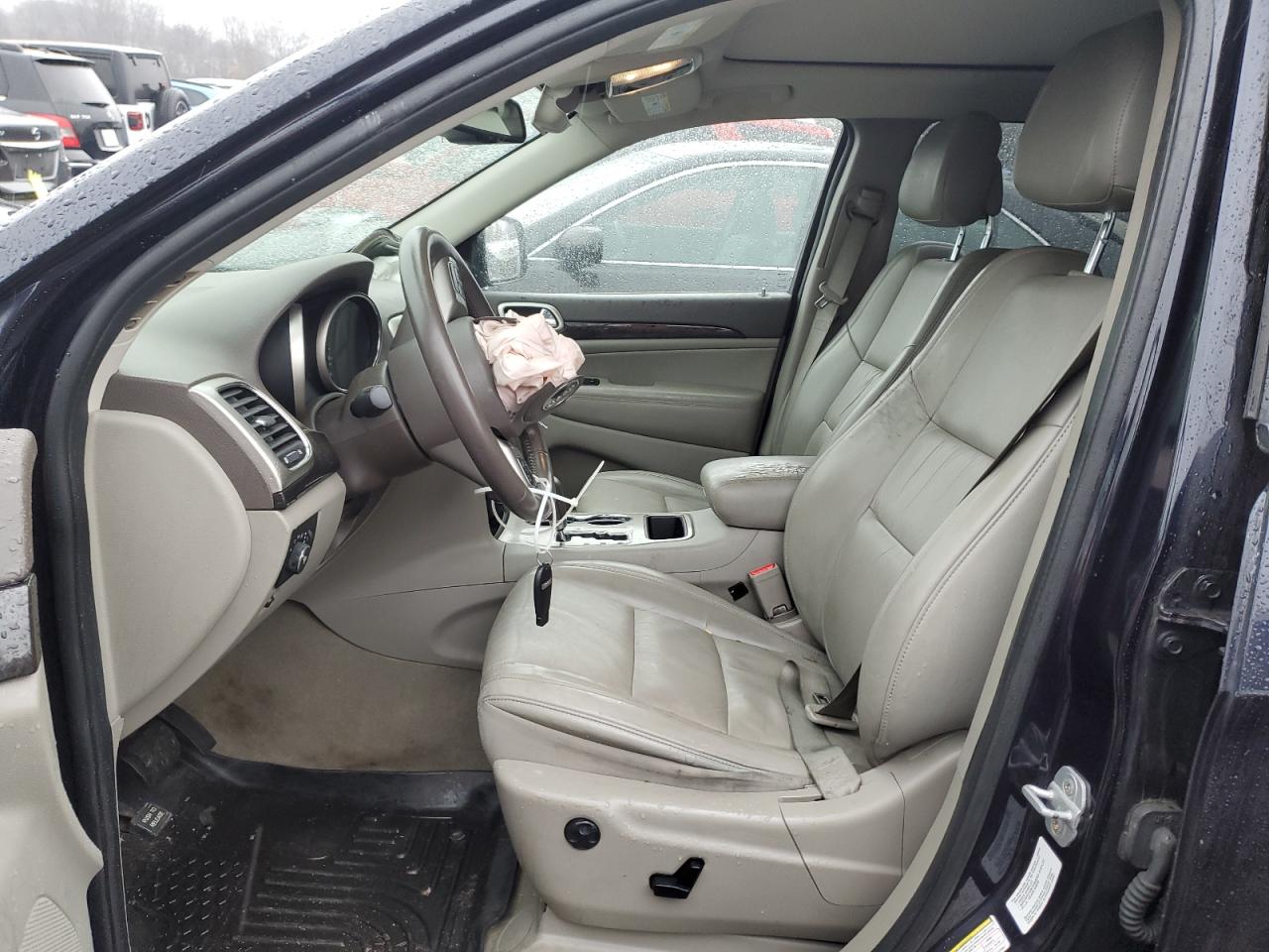 2011 Jeep Grand Cherokee - Image 7