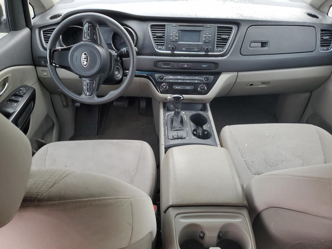 2016 Kia Sedona - Image 8