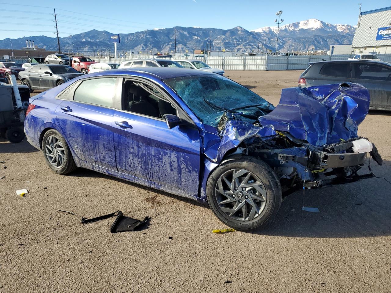 2024 Hyundai Elantra - Image 4