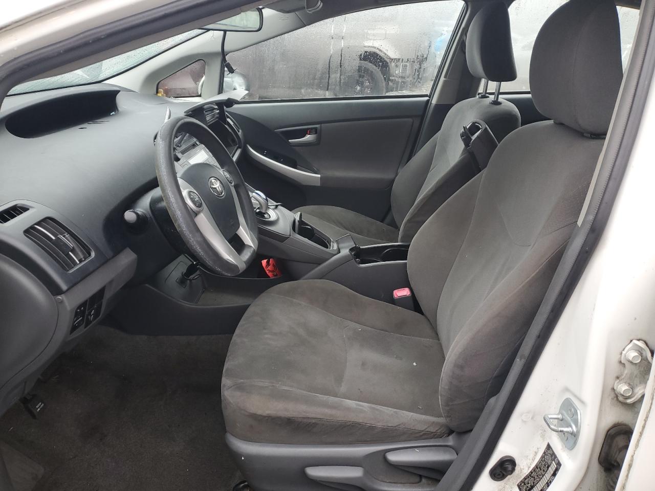 2011 Toyota Prius - Image 7