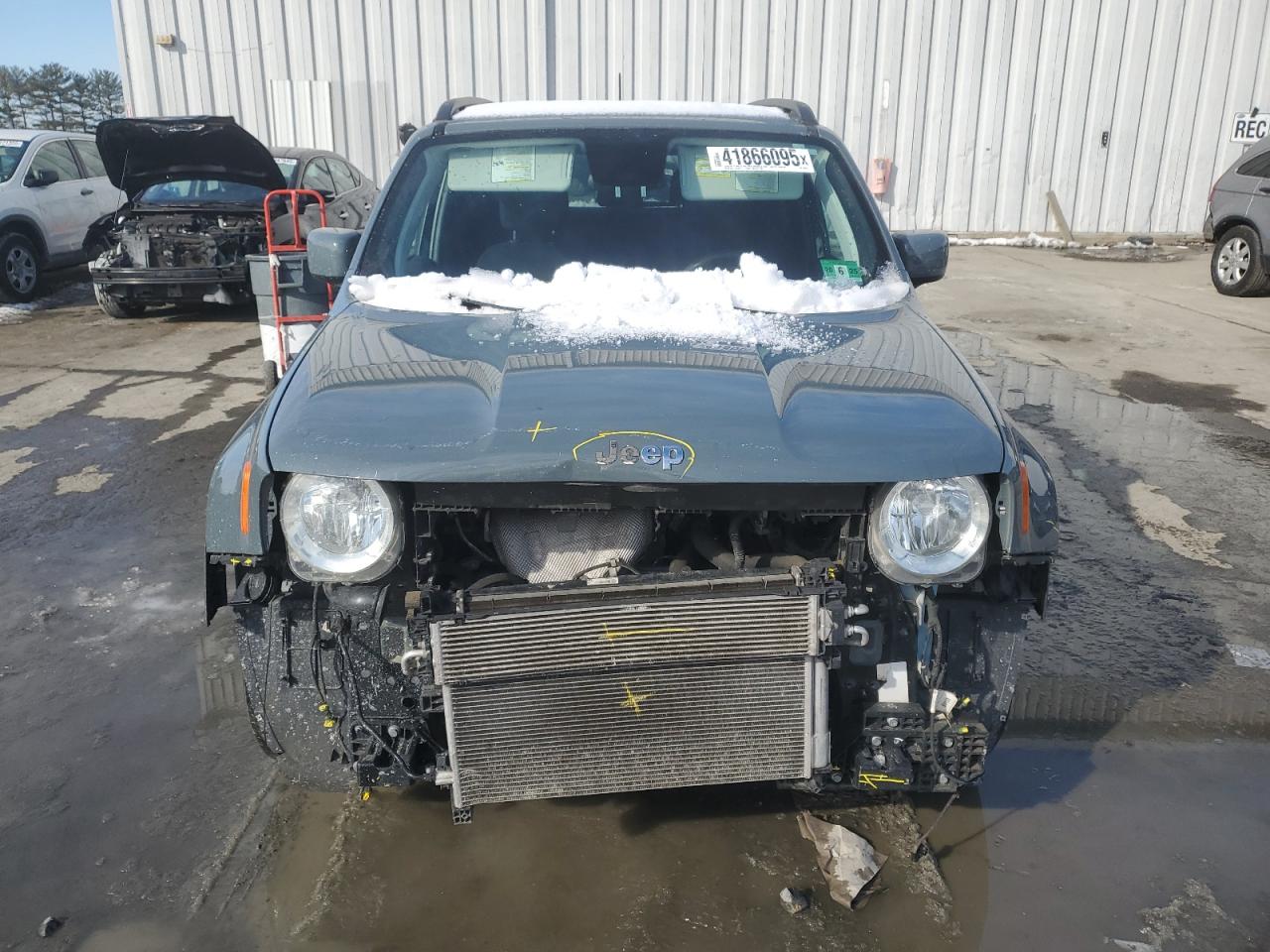 2018 Jeep Renegade - Image 5