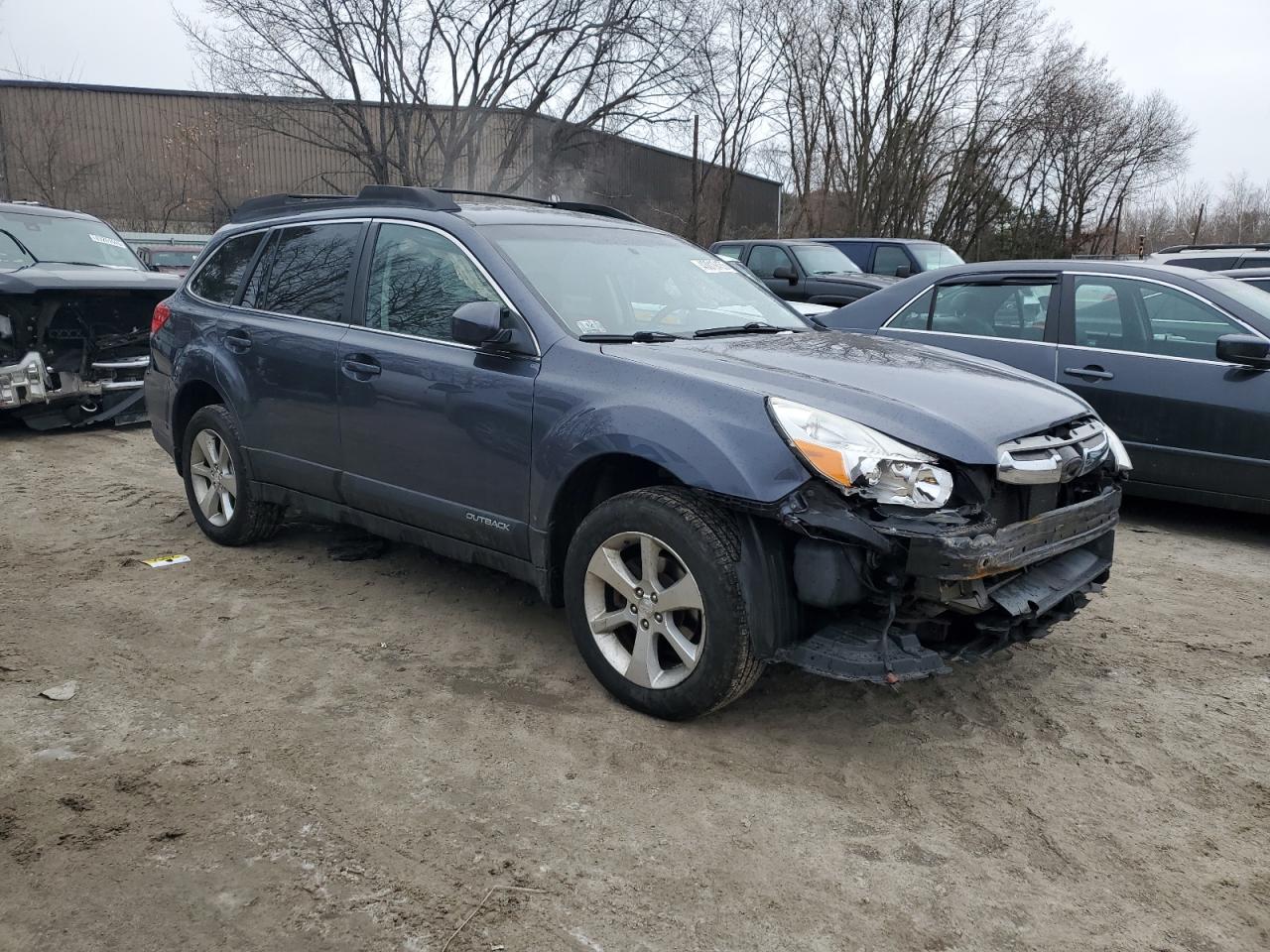2014 Subaru Outback - Image 4