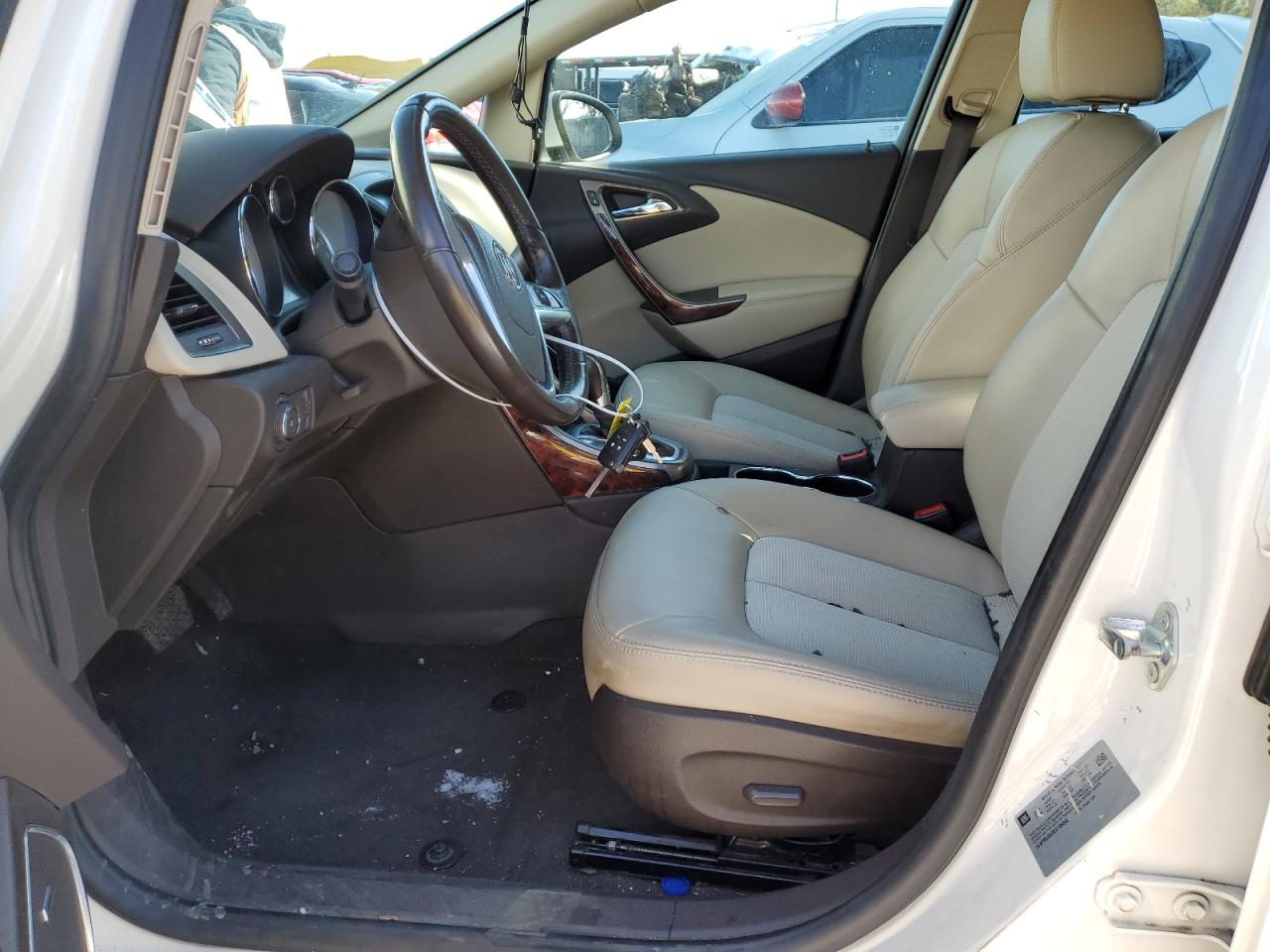 2014 Buick Verano - Image 7