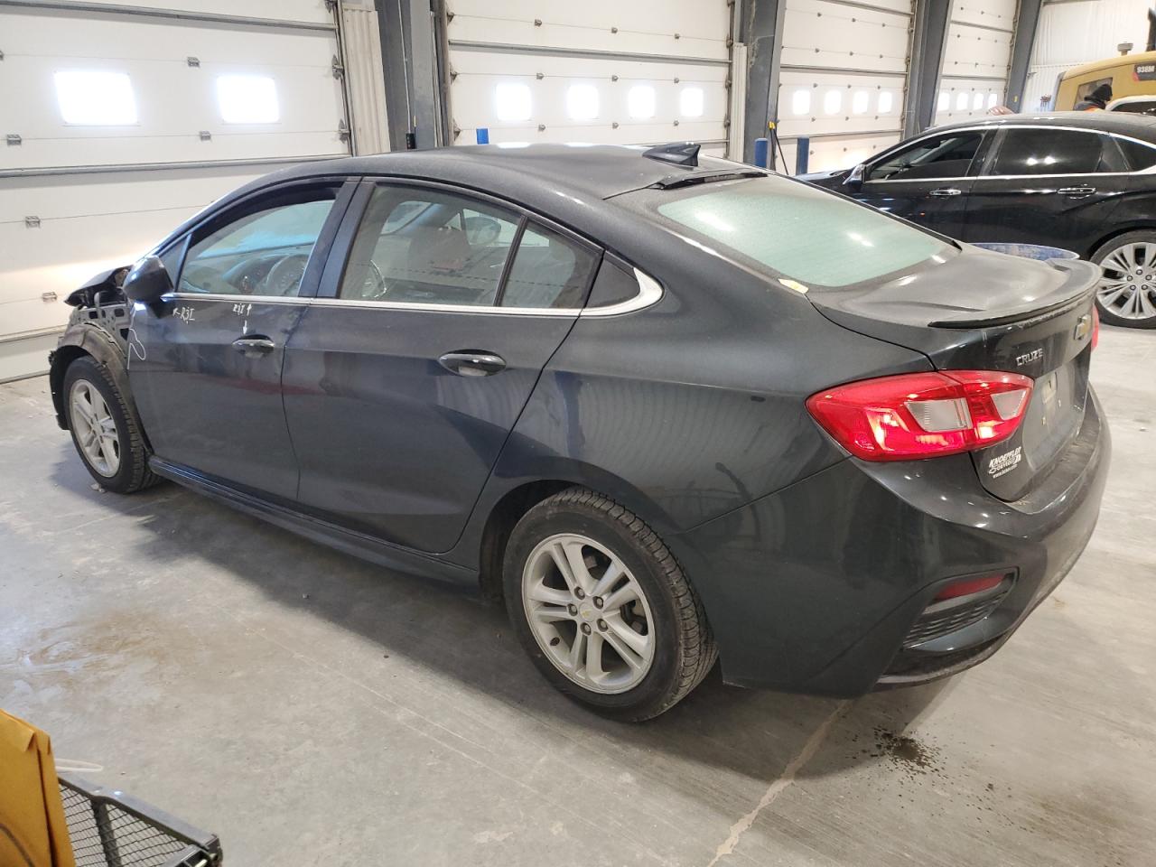 2017 Chevrolet Cruze - Image 2