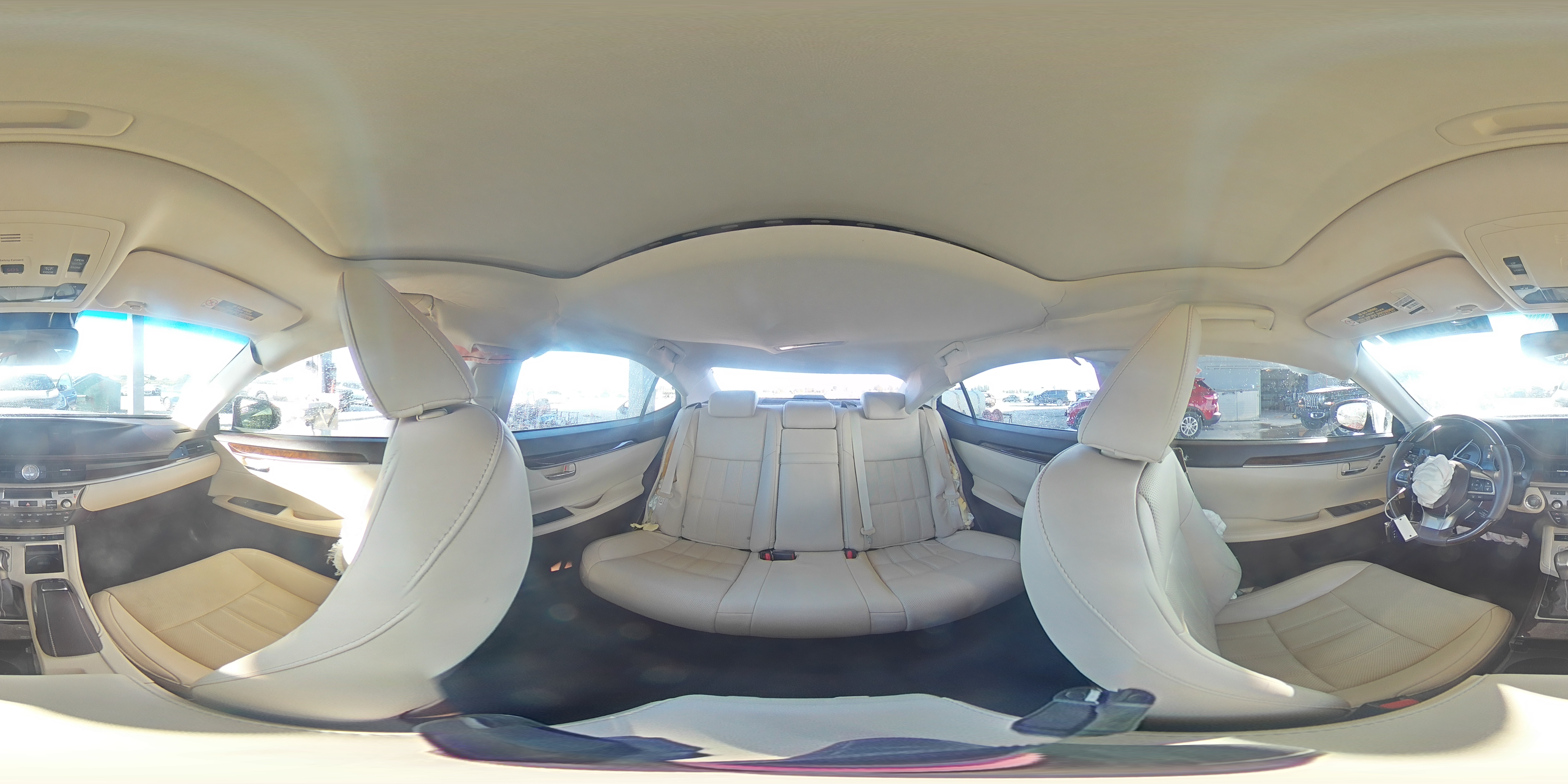 2017 Lexus ES - Image 14