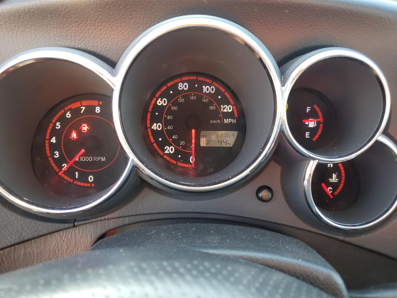 2005 Toyota Corolla - Image 9