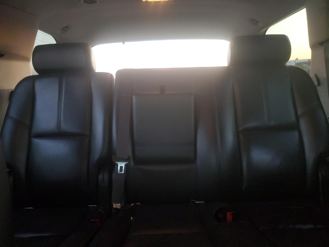 2007 Chevrolet Tahoe - Image 10