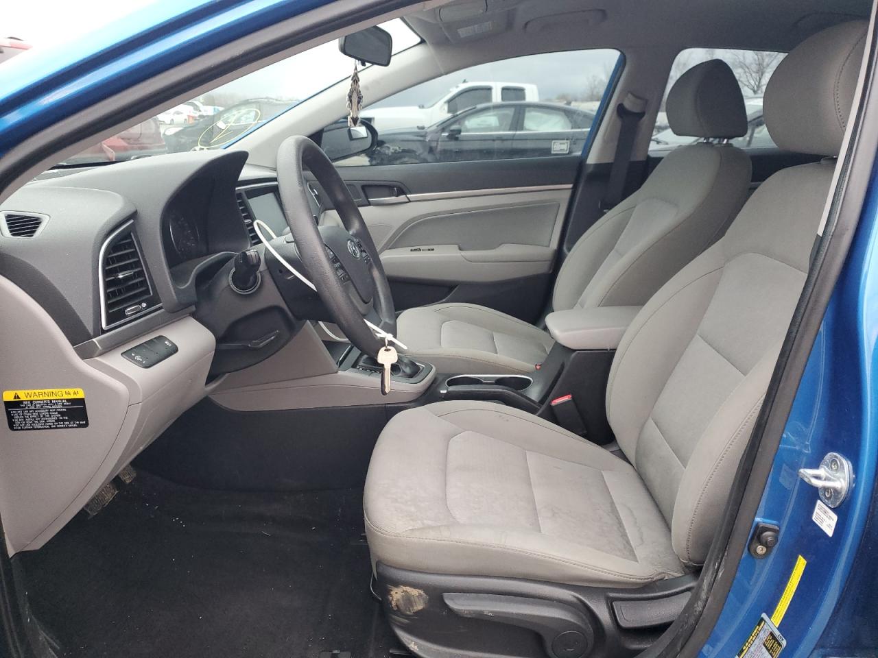 2017 Hyundai Elantra - Image 7