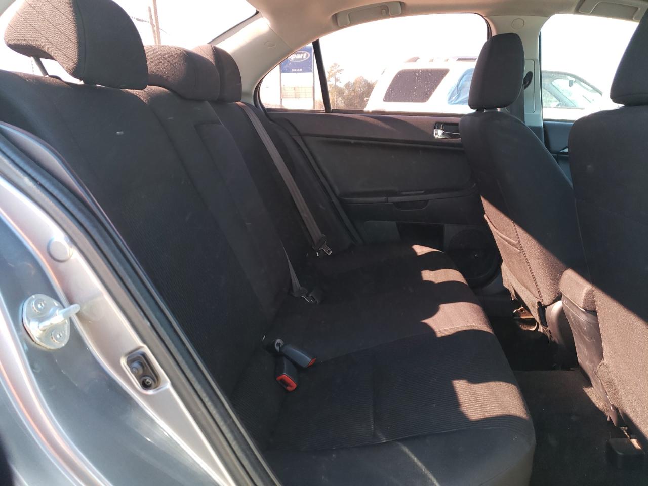 2017 Mitsubishi Lancer - Image 10
