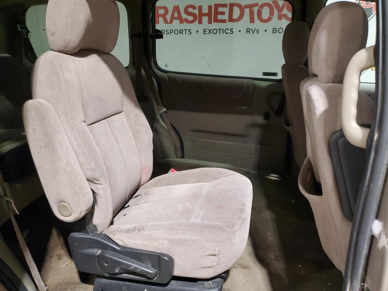 2001 Oldsmobile Silhouette - Image 10