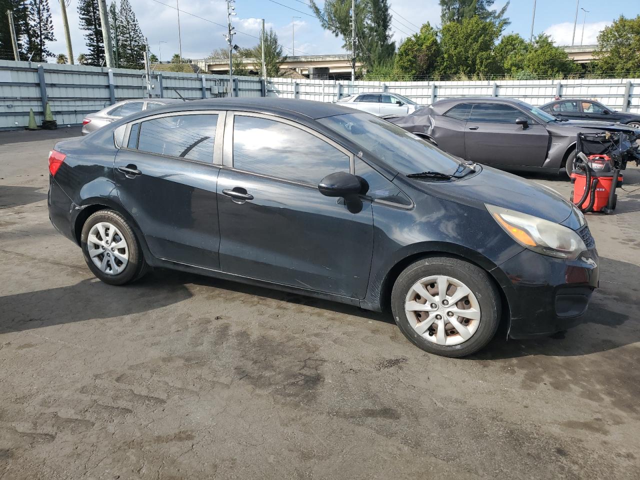 2013 Kia Rio - Image 4